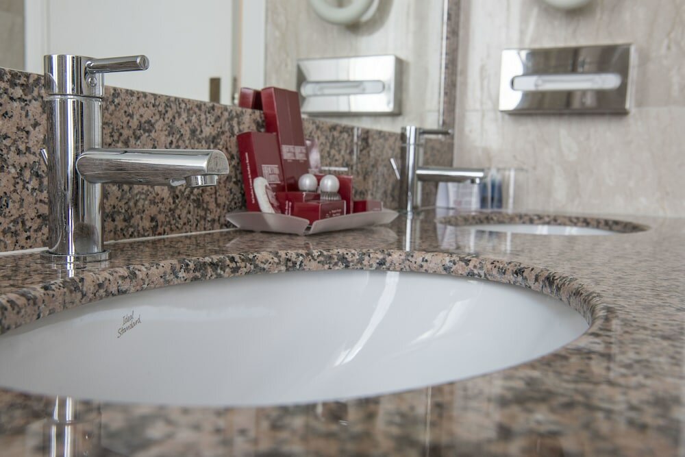 Friends and Family Room