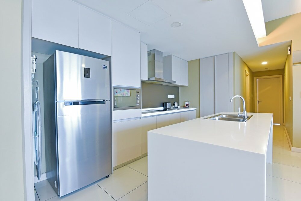 Two Bedroom Suite - Twin Tower with Pool View