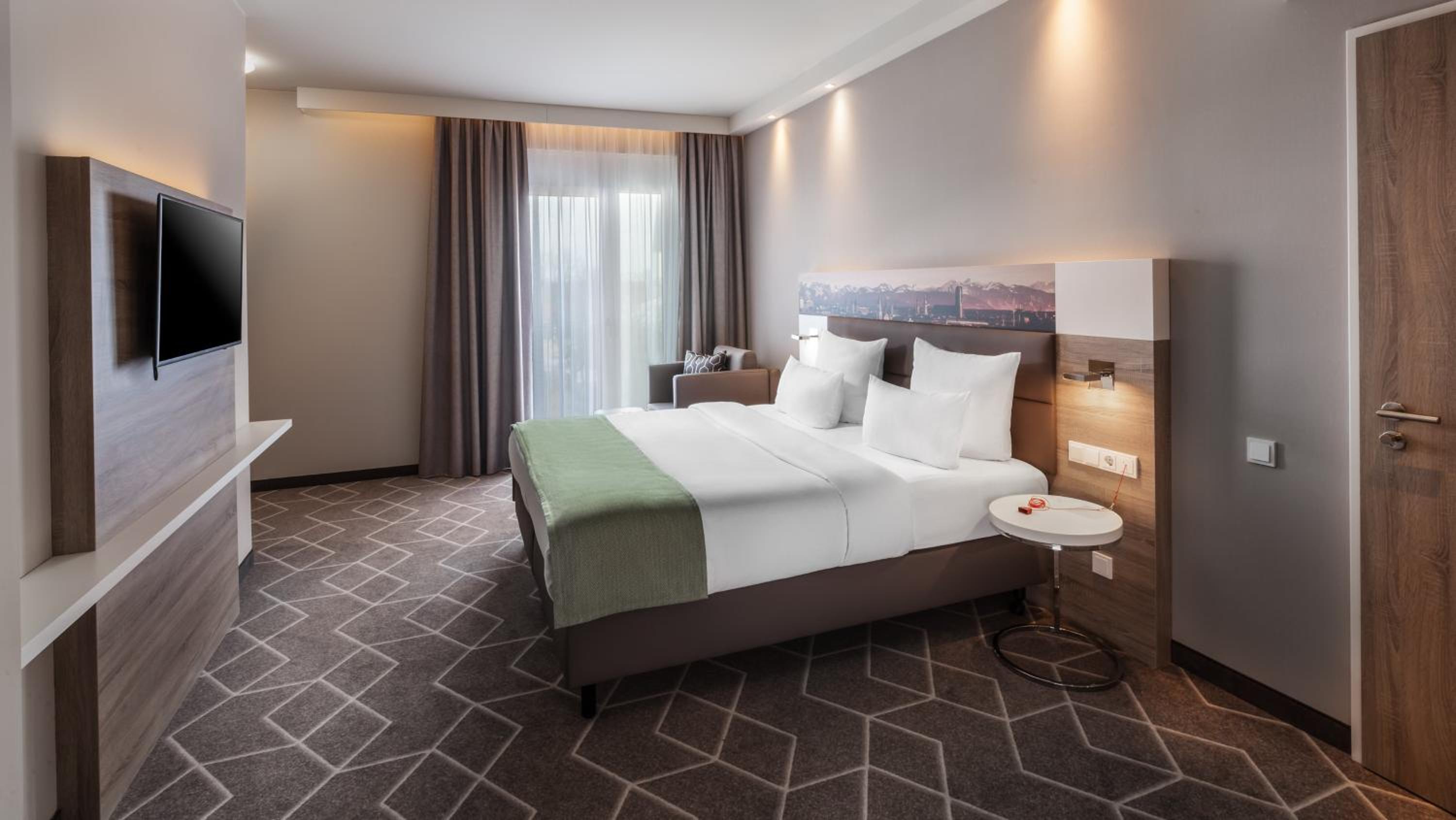 Standard Queen Room - Disability Access