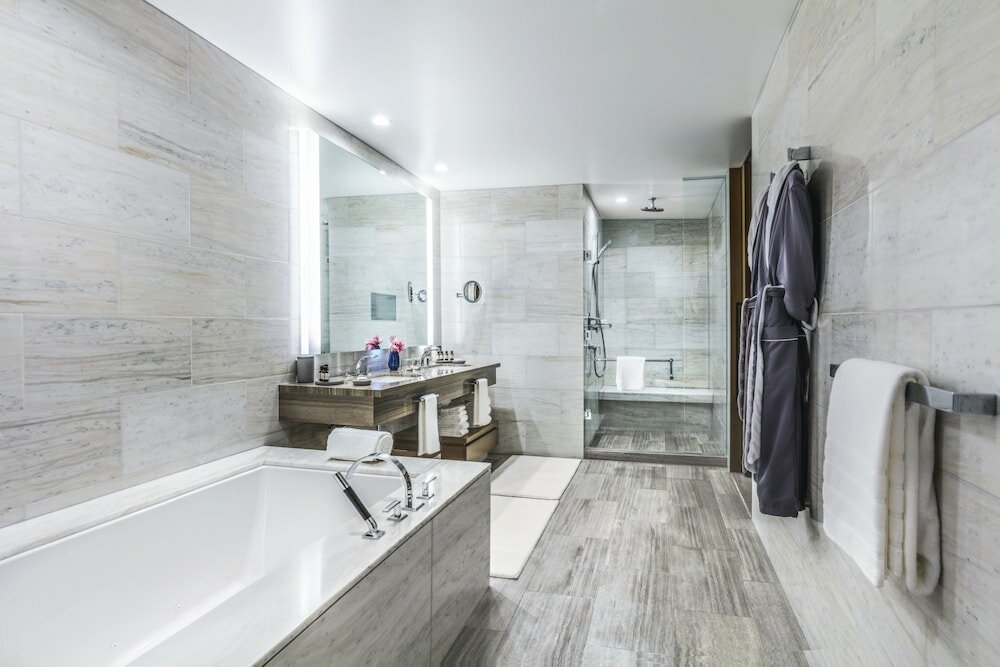 Suite, 1 Bedroom, Accessible Bathtub (Communication, Mobility)