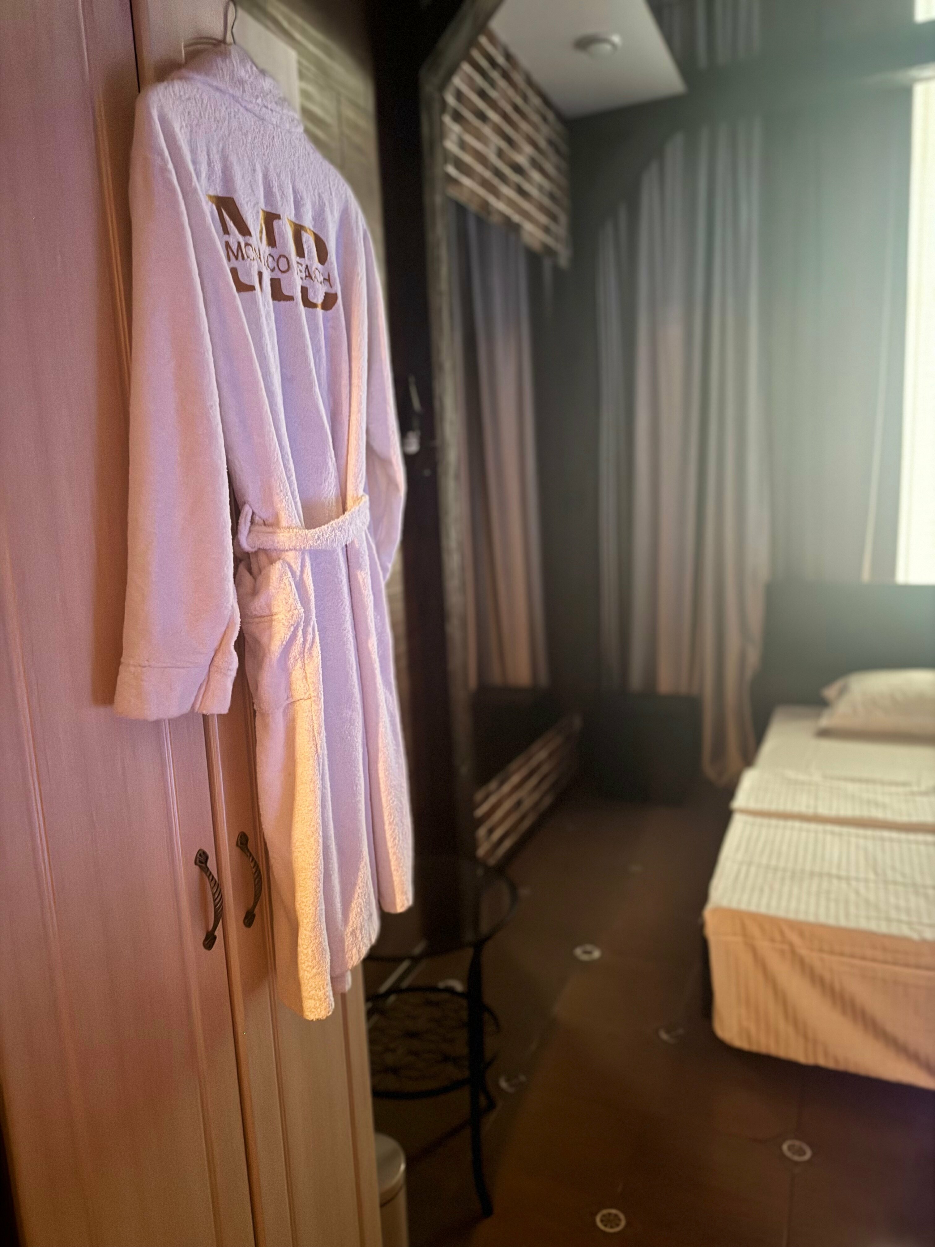 Большой двухместный номер с 1 кроватью