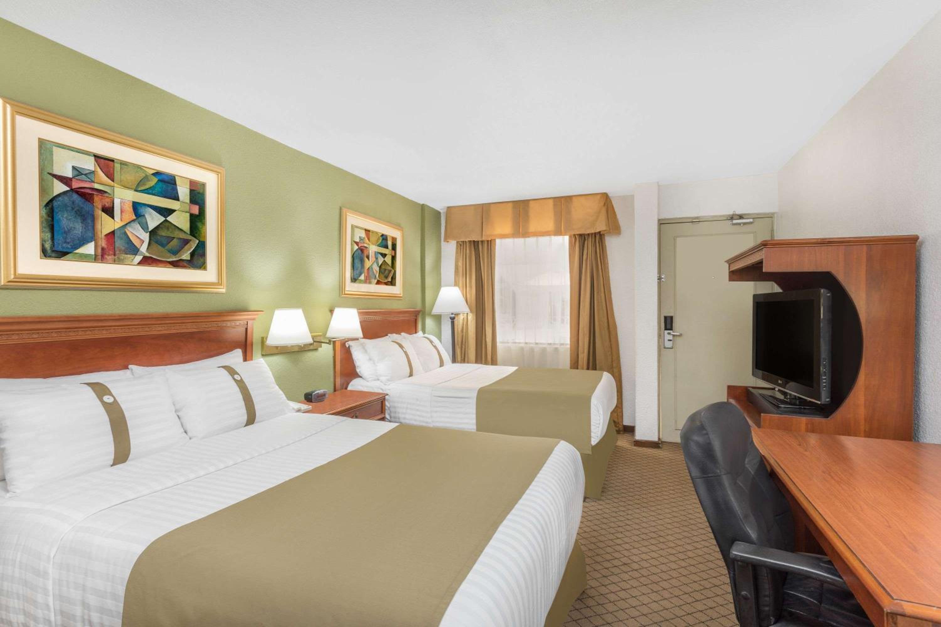 Double Room with Two Double Beds - Non-Smoking