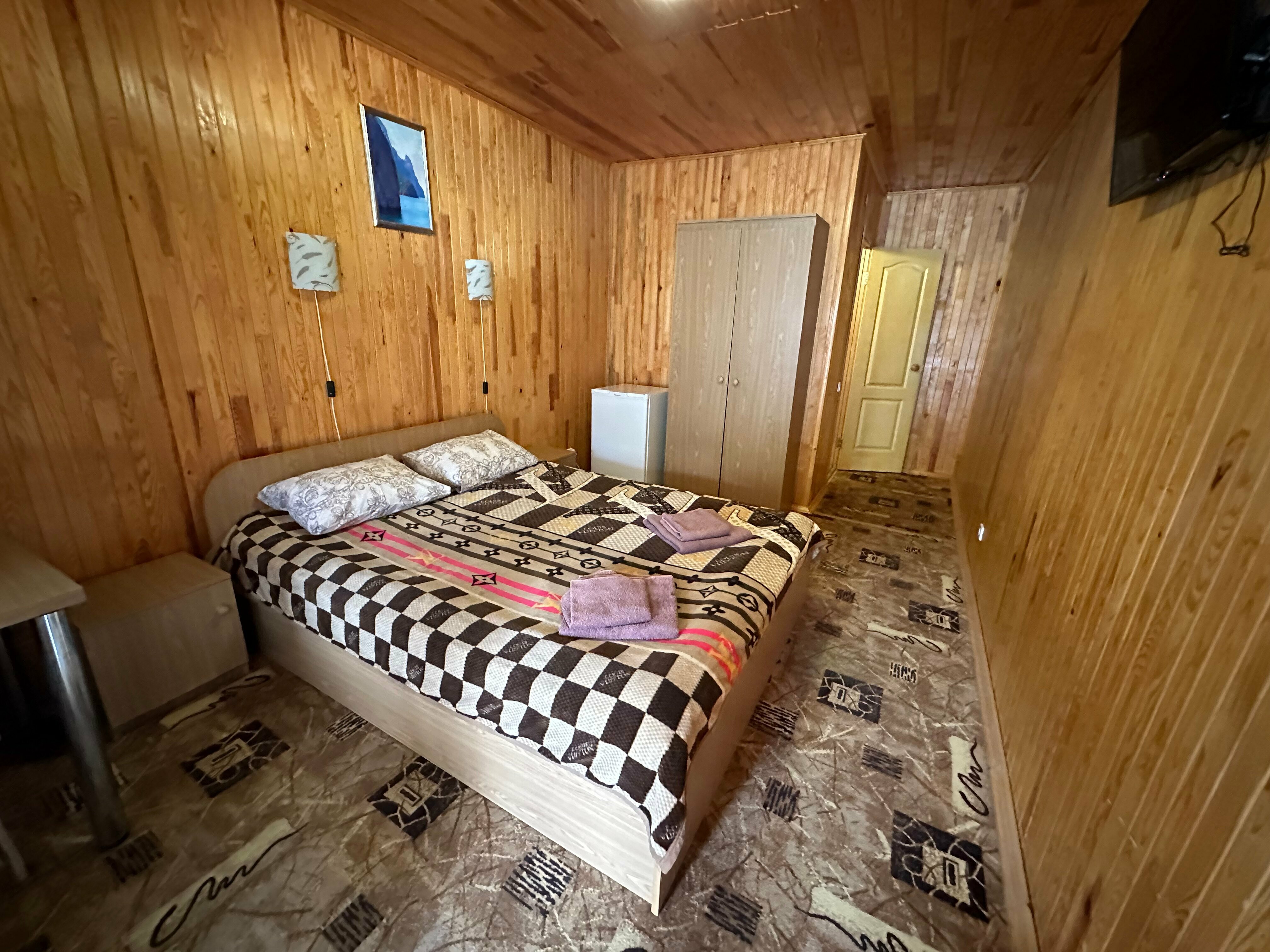 Большой двухместный номер с 1 кроватью