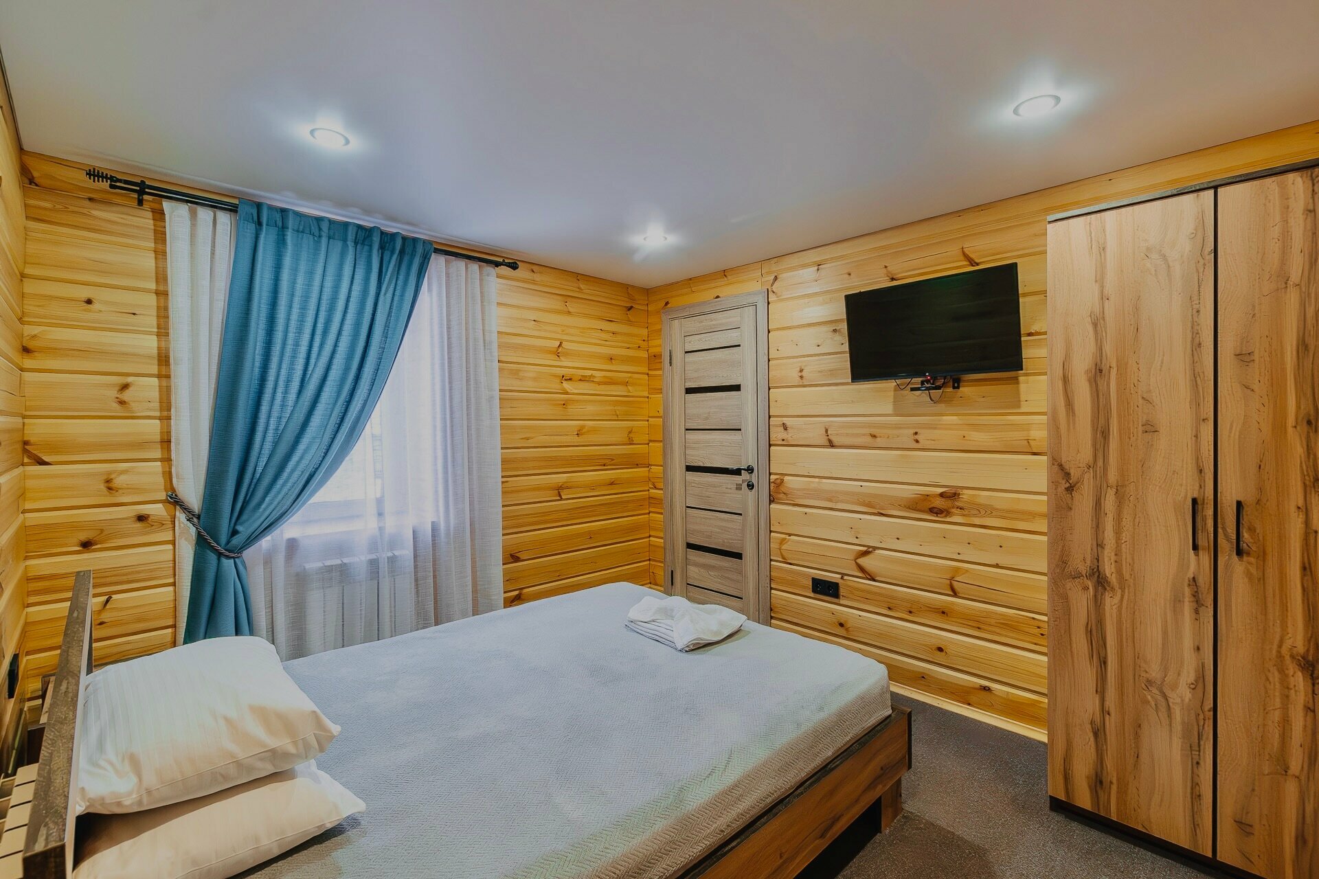 Улучшенный двухместный номер с 1 кроватью