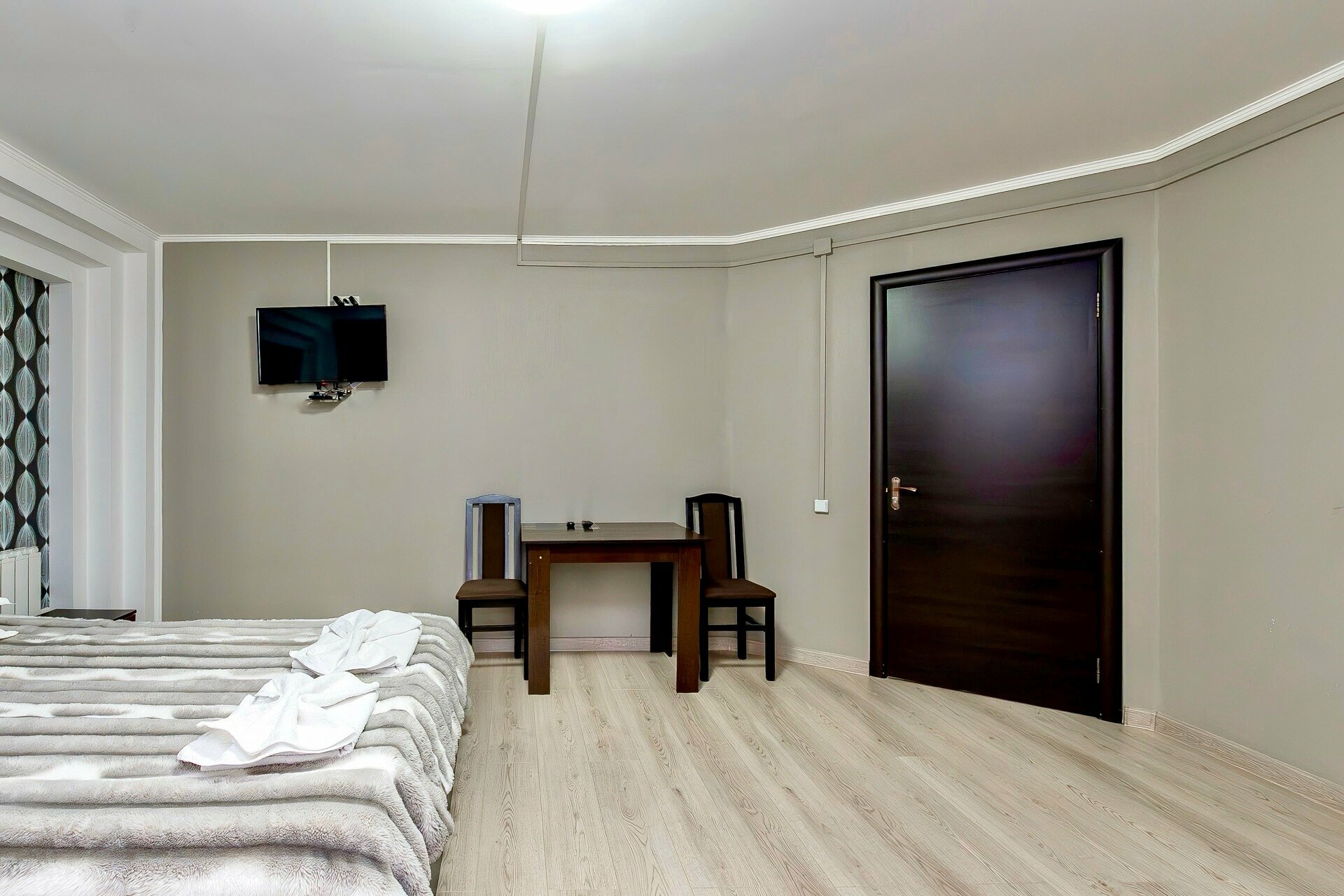 Двухместный стандарт с 1двуспальной кроватью с личной террасой с видом на горы и Катунь