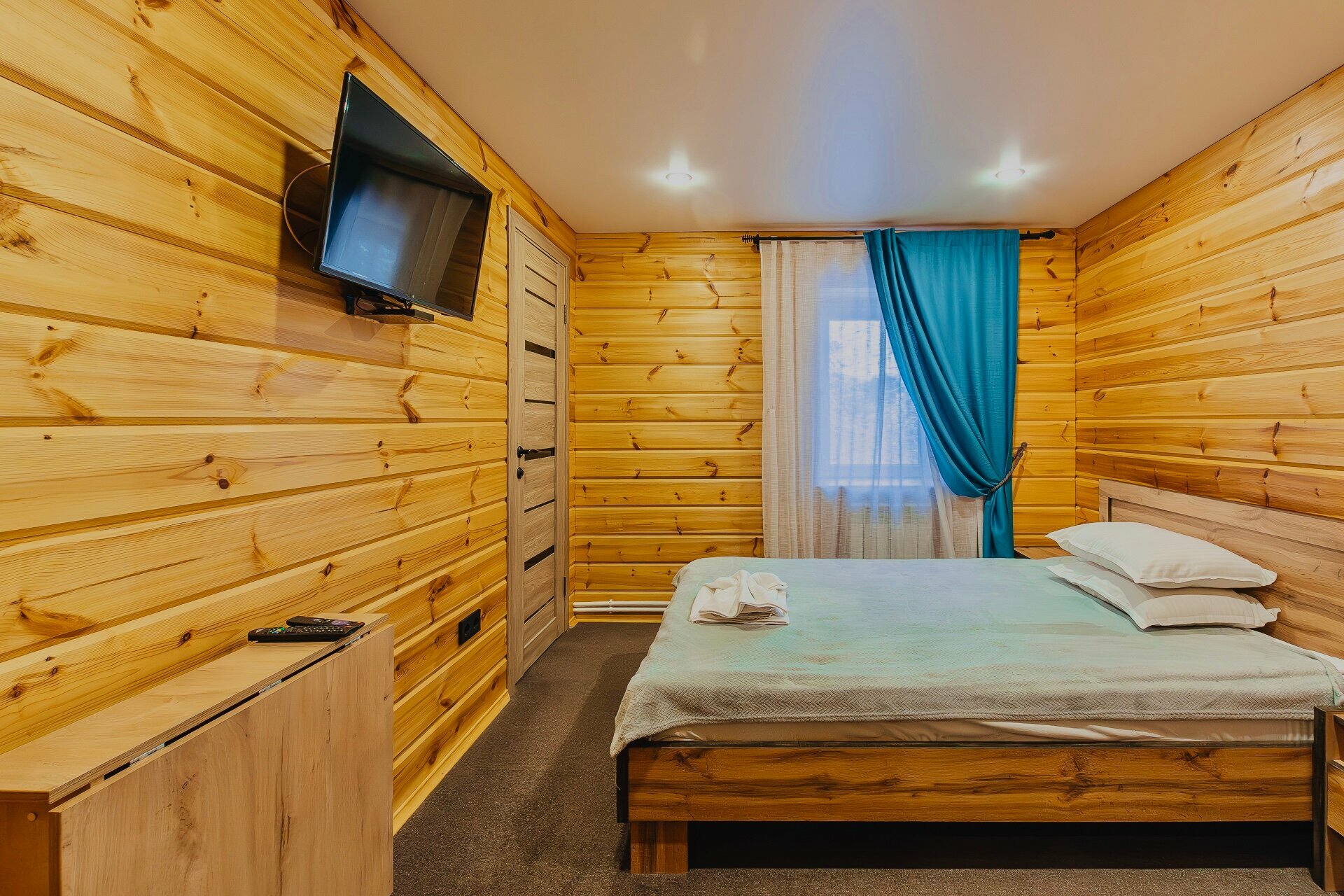 Улучшенный двухместный номер с 1 кроватью