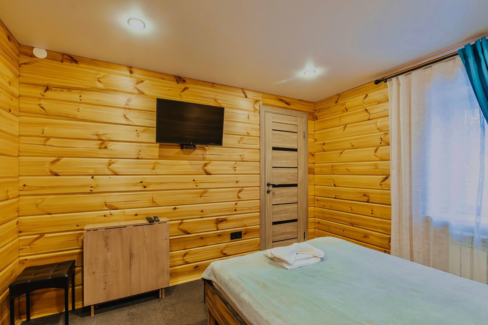 Улучшенный двухместный номер с 1 кроватью