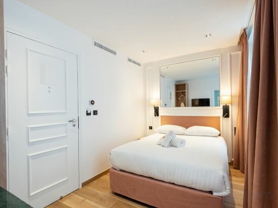 Superior Double Room With Street View