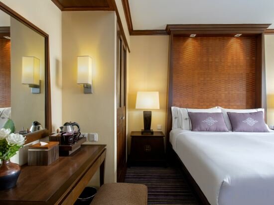 Grand Deluxe King Bed (Main Tower)