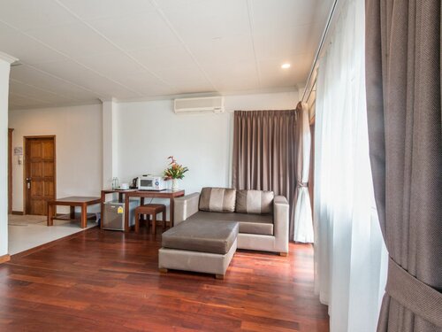 Sea View Suite в Twin Bay Resort