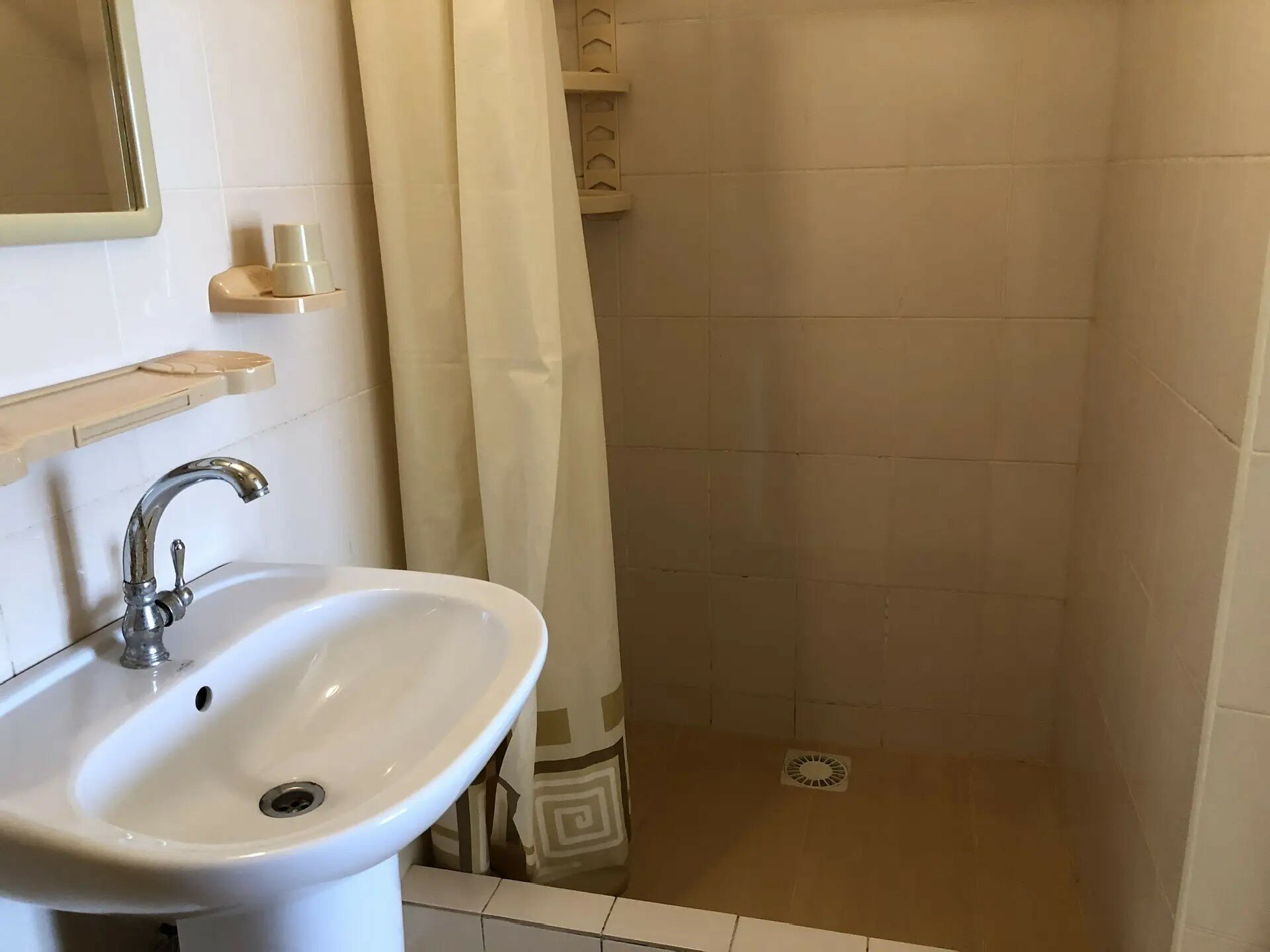 Двухместный номер с 2 двуспальными кроватями