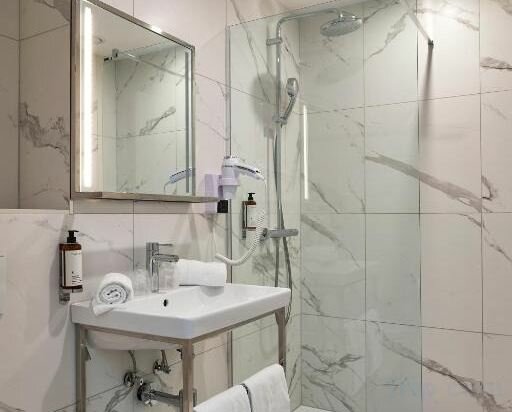 Writer’s Room - Standard Double Or Twin Room