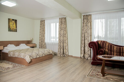 Улучшенный с двуспальной кроватью