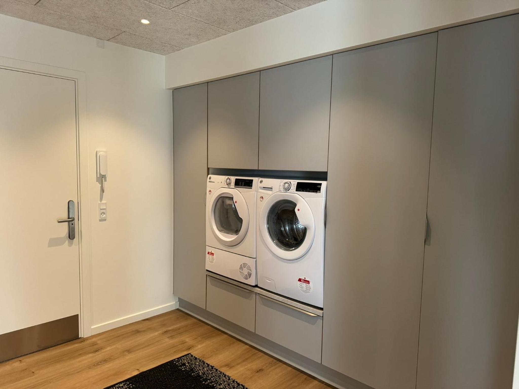 Two-Bedroom Deluxe Apartment with Harbor View