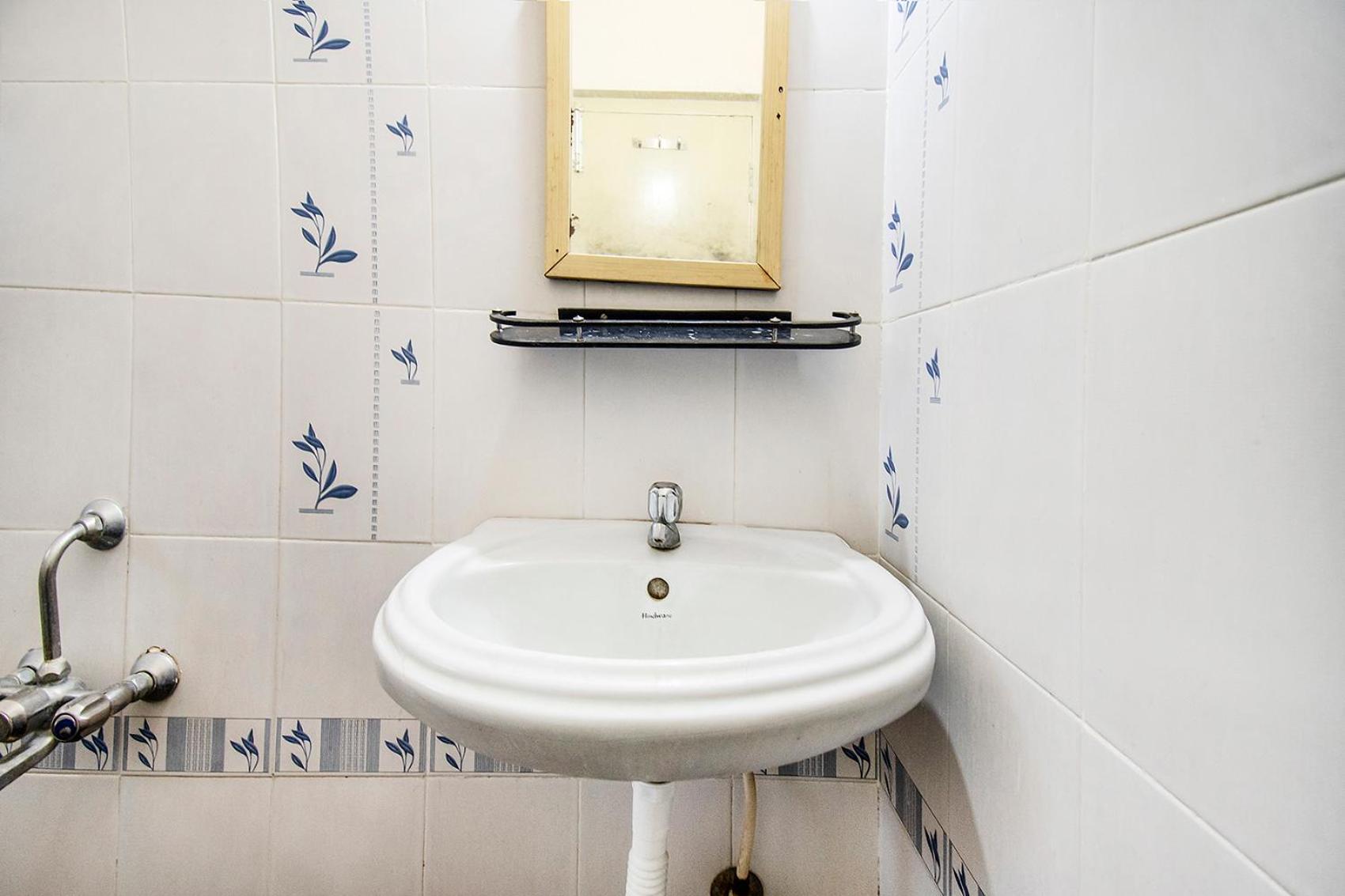 (Sanitised) Deluxe Room