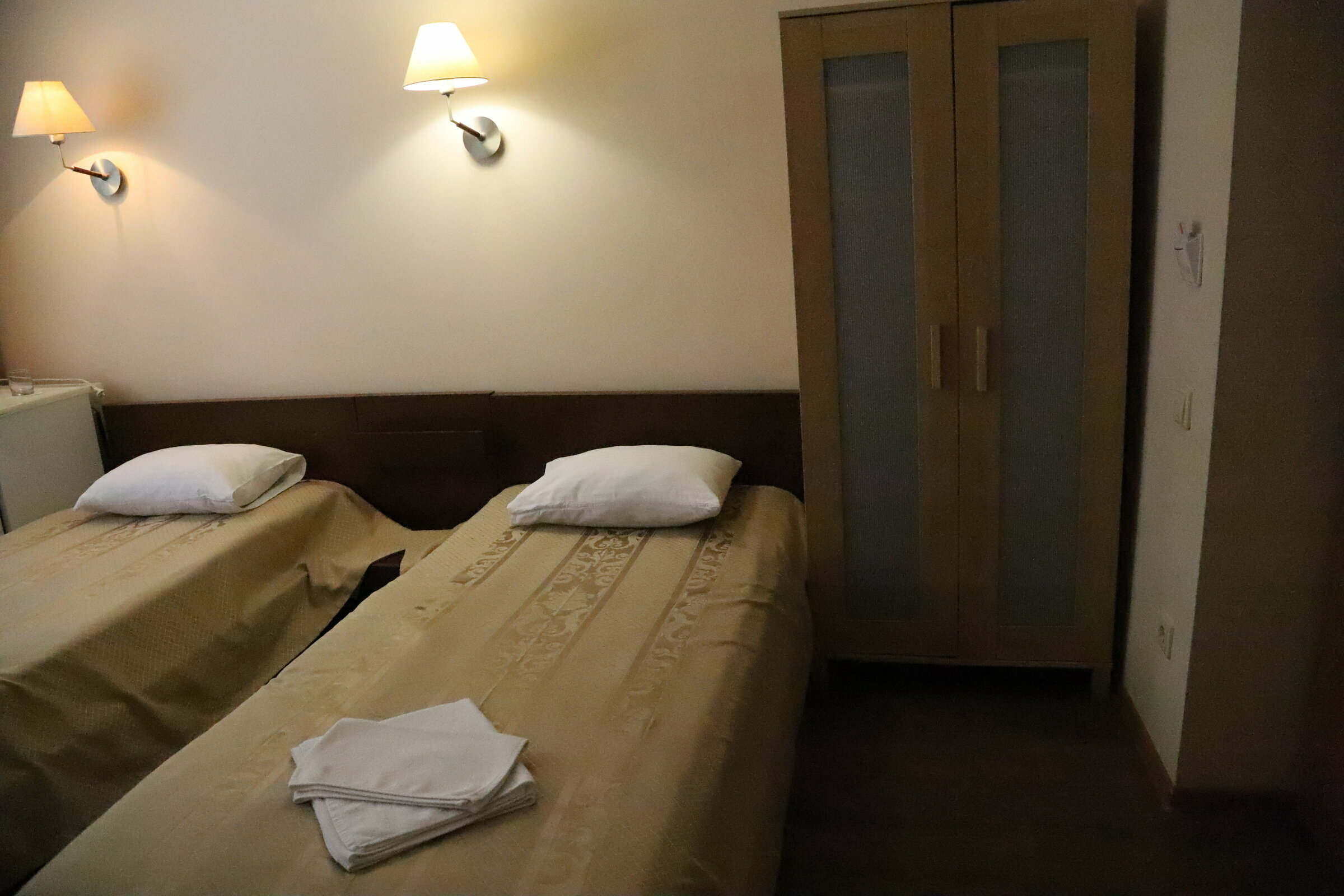 ПОЛУЛЮКС с двумя раздельными кроватями