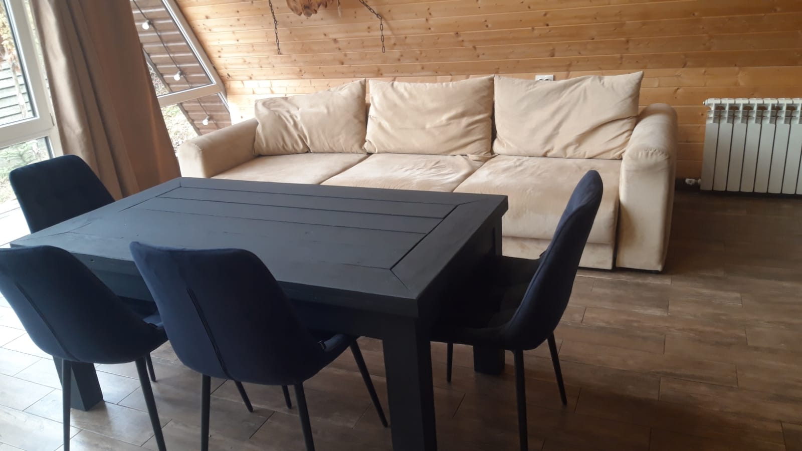 Коттедж с видом на лес