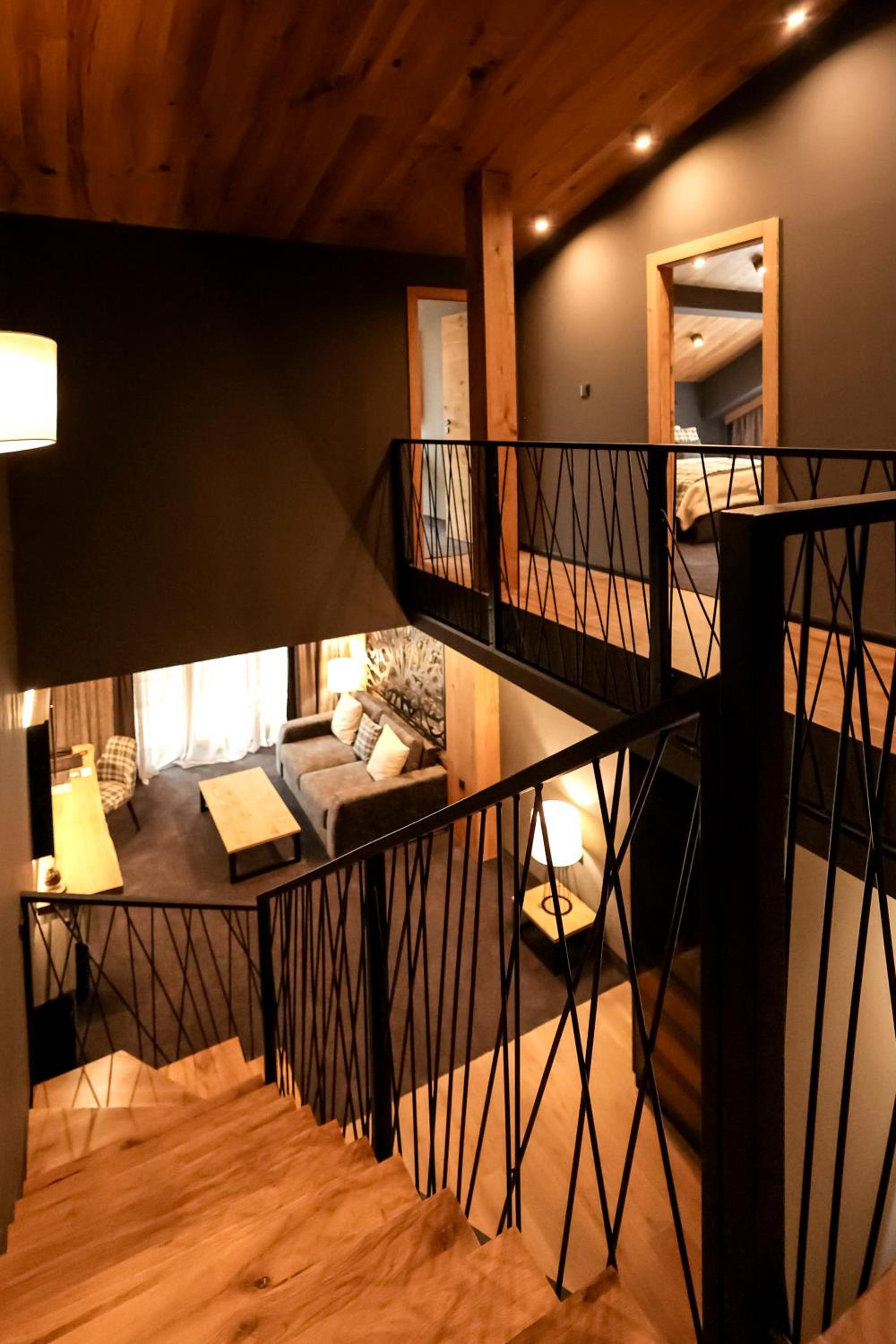 Apartment - Split Level