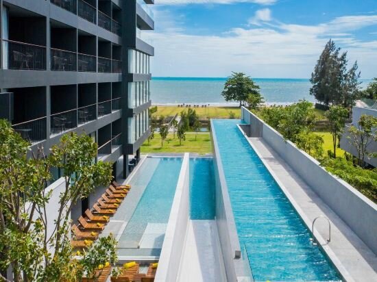 Sea View Grand Deluxe Room