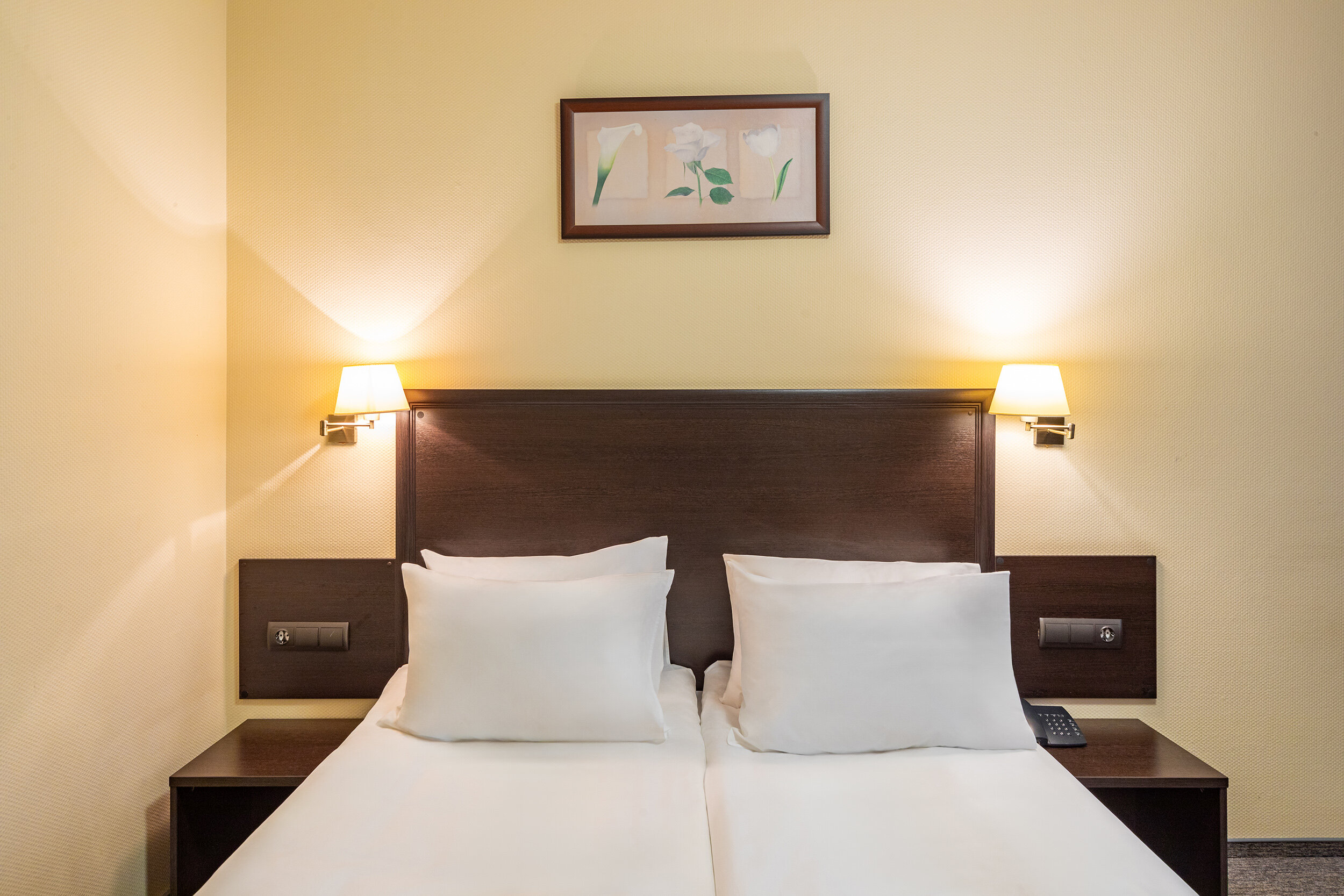 Стандарт с широкой кроватью