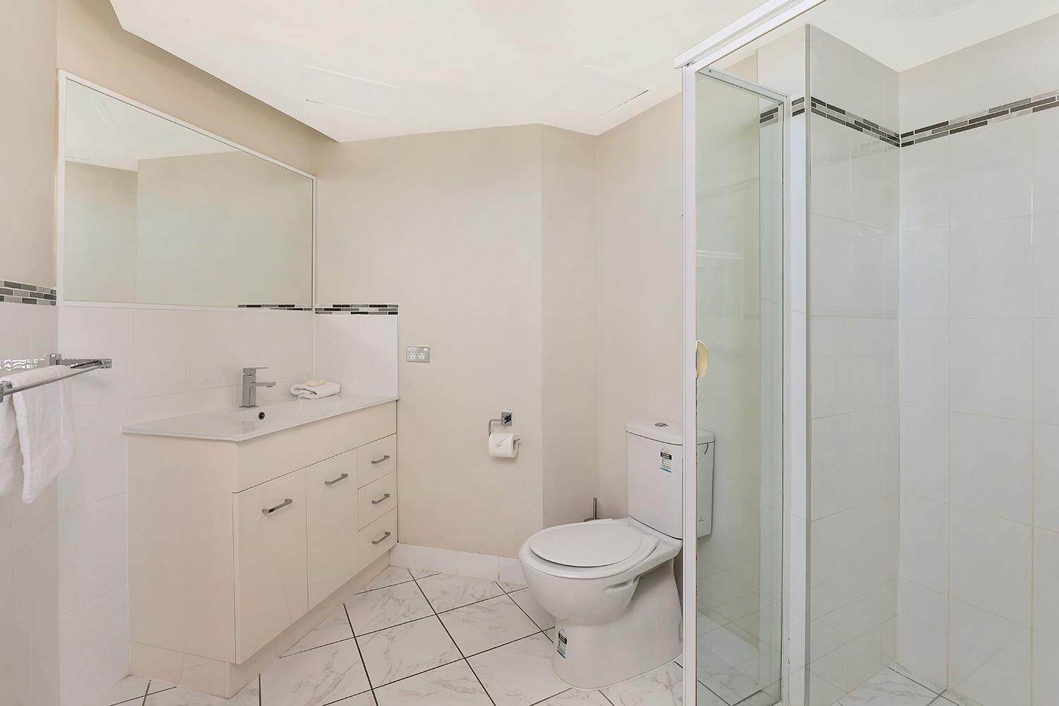 Two Bedroom Broadwater View Apartment