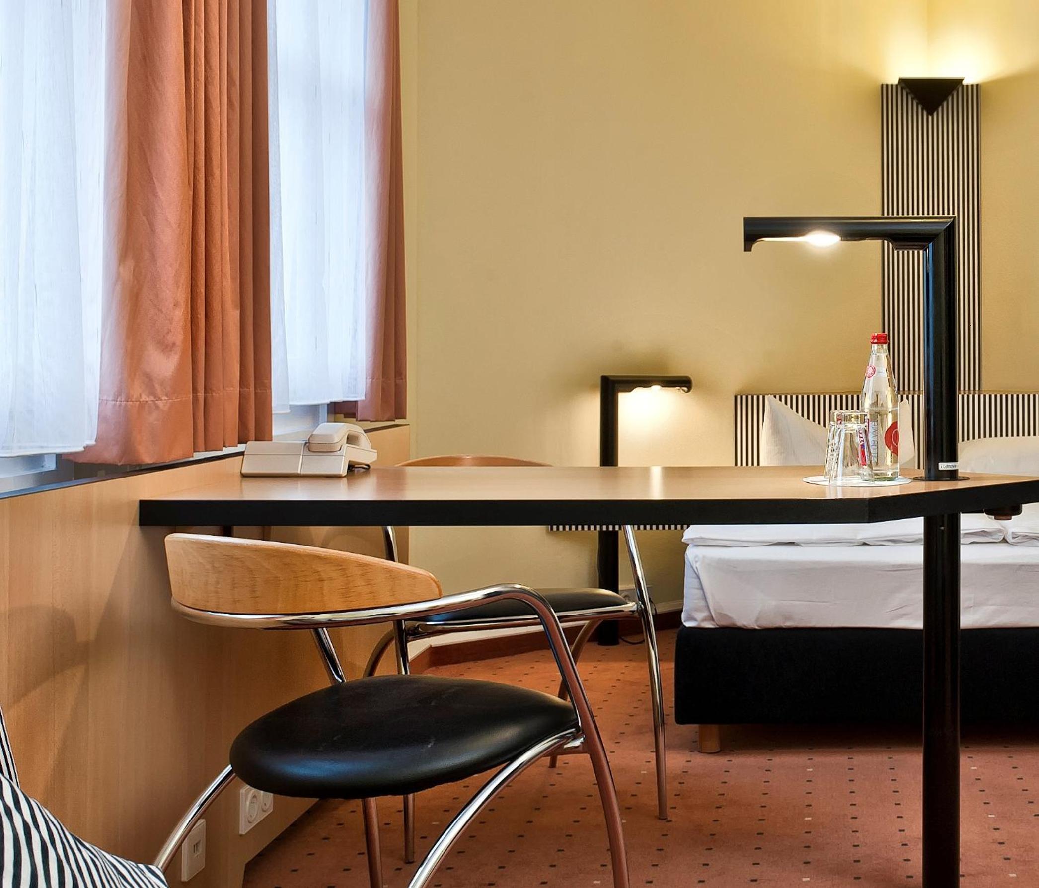 Two Connecting Double Rooms