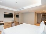 2 Bedroom Friend And Family в Away Bangkok Riverside Kene