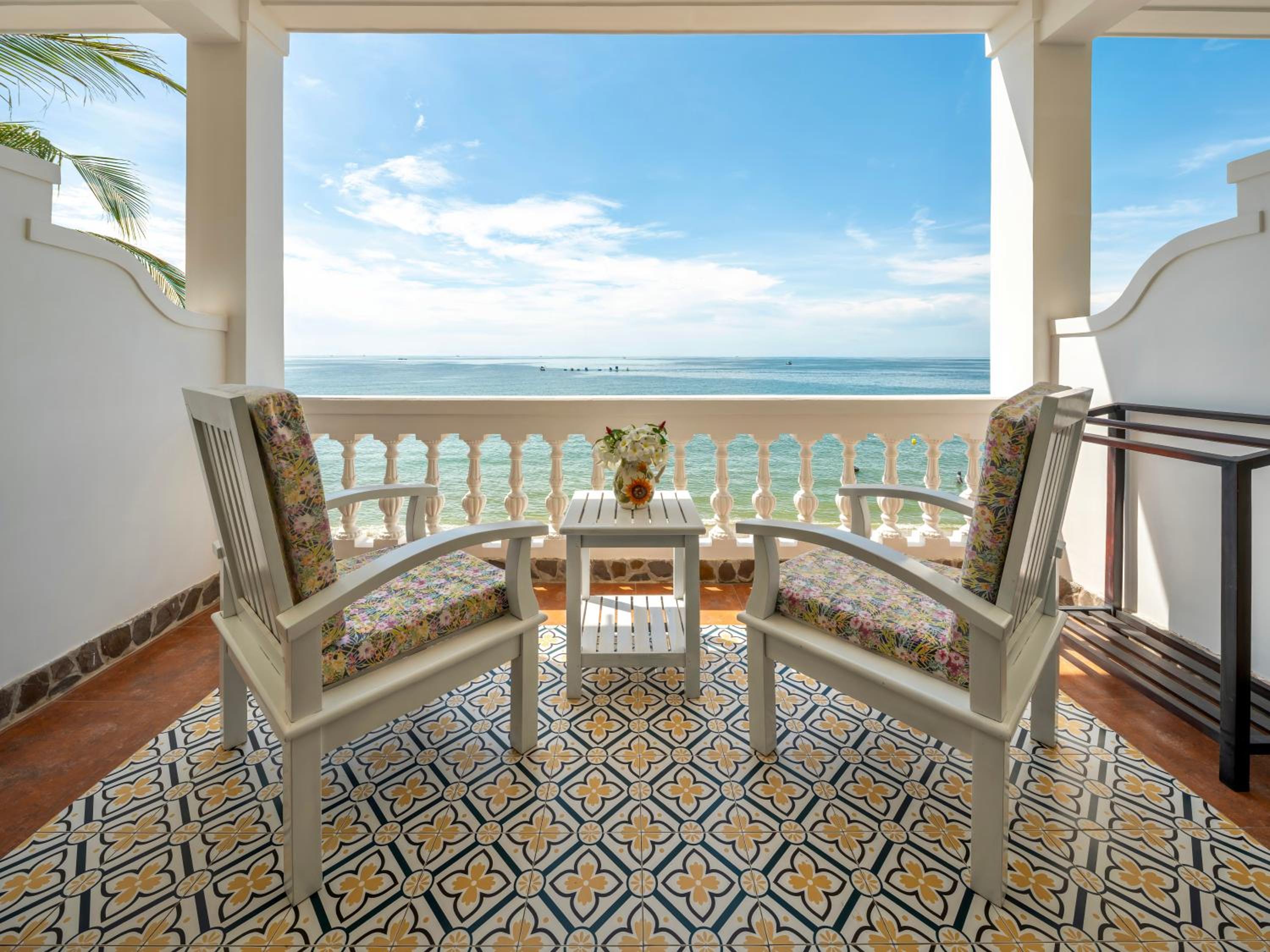 King Suite with Sea View