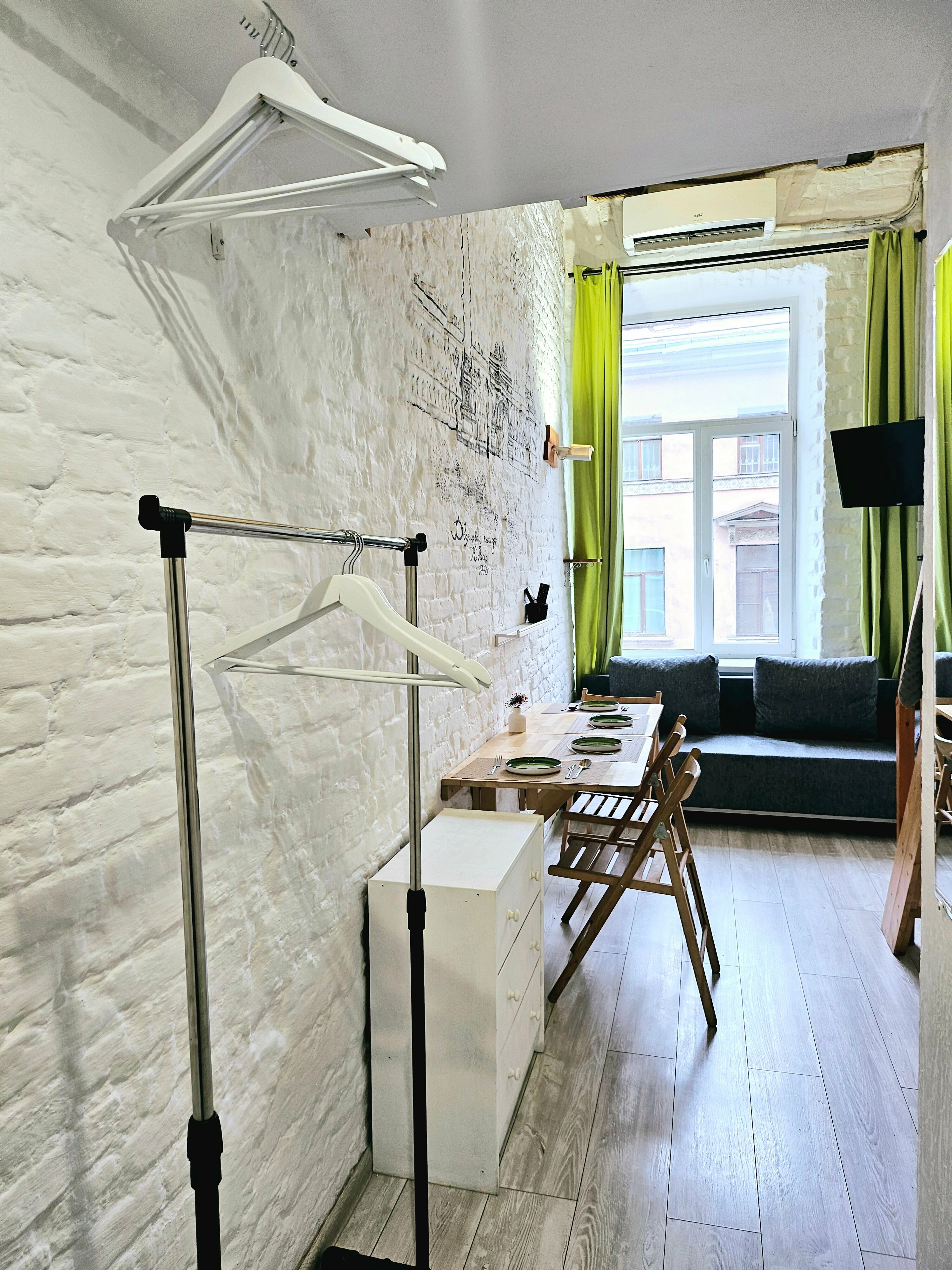 Двухуровневая студия для 4 гостей на набережной Канала Грибоедова