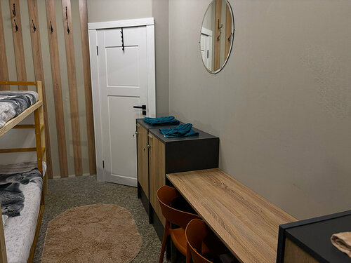 Кровать в 4-местной комнате "Хризантемы"