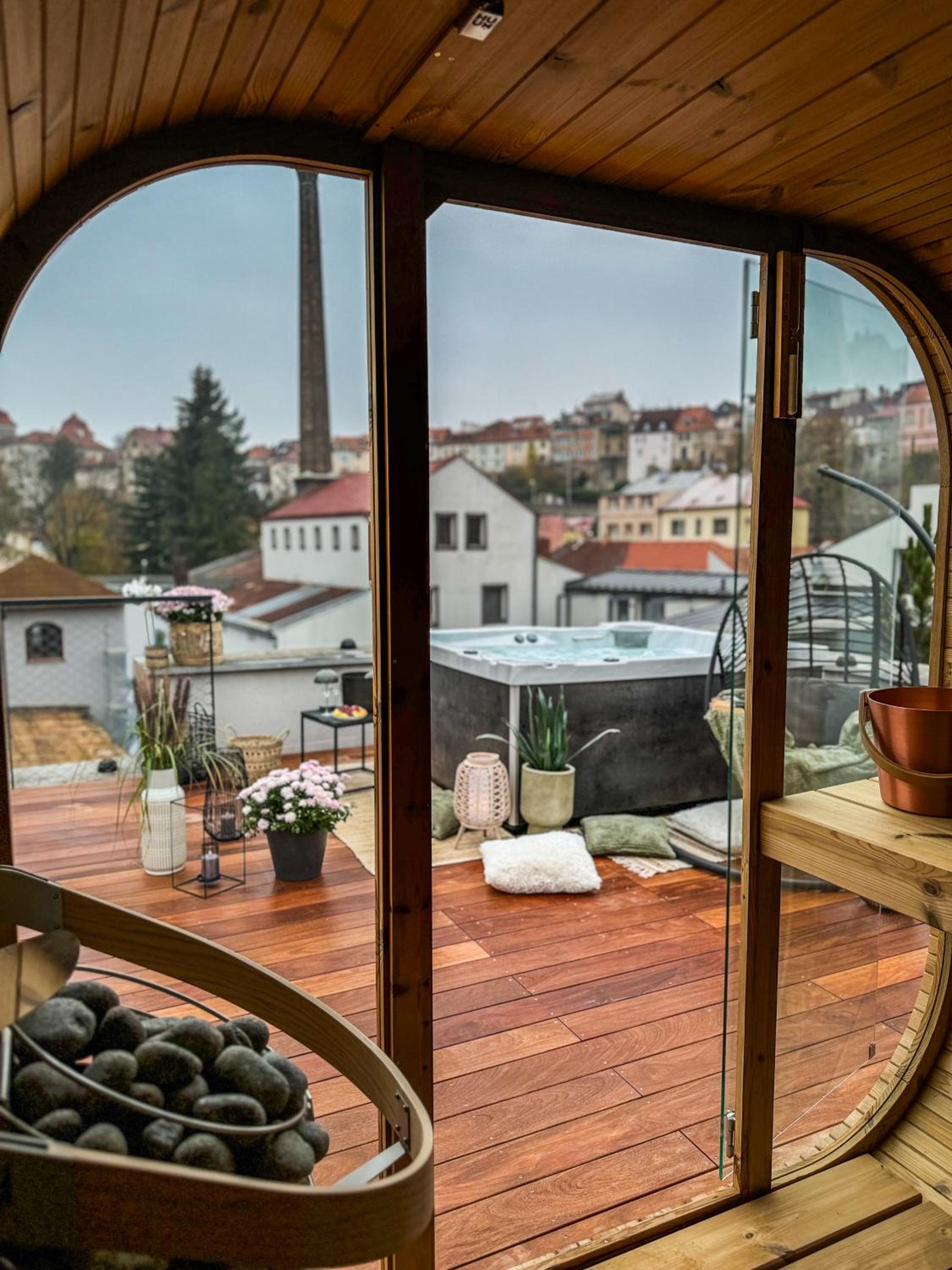 Deluxe Suite with Spa Bath