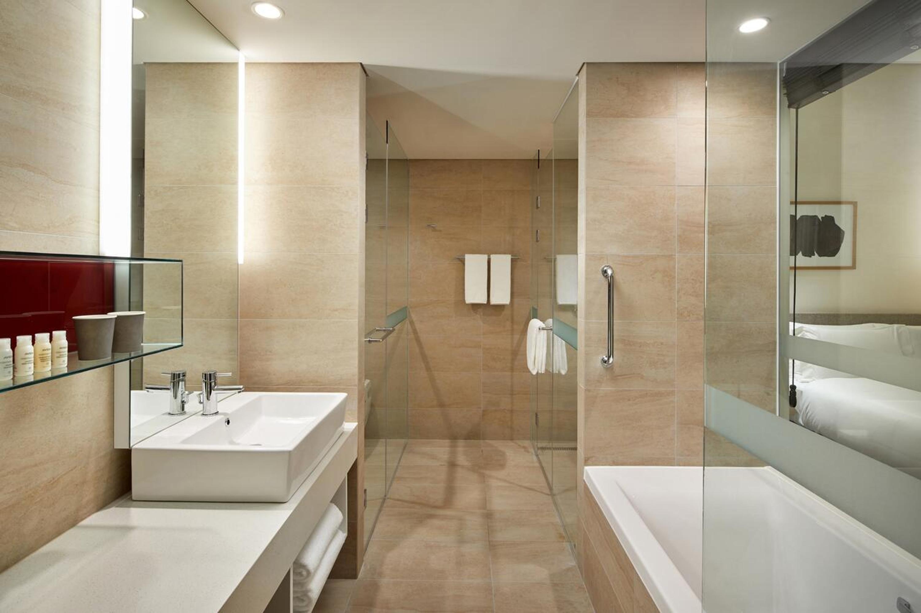 Grand Deluxe Double Room