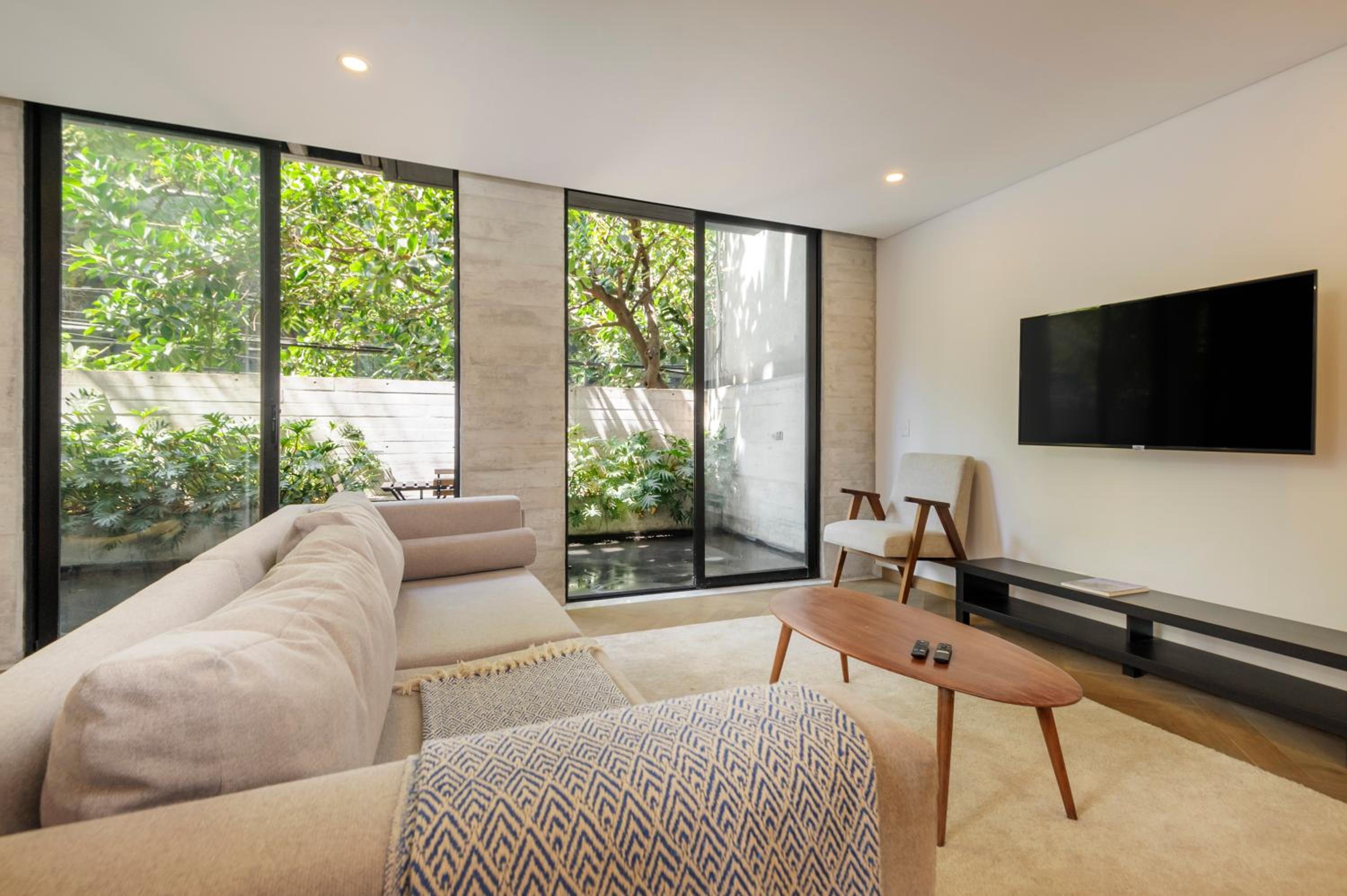 Harmonious 3BR with Private Terrace in Polanco