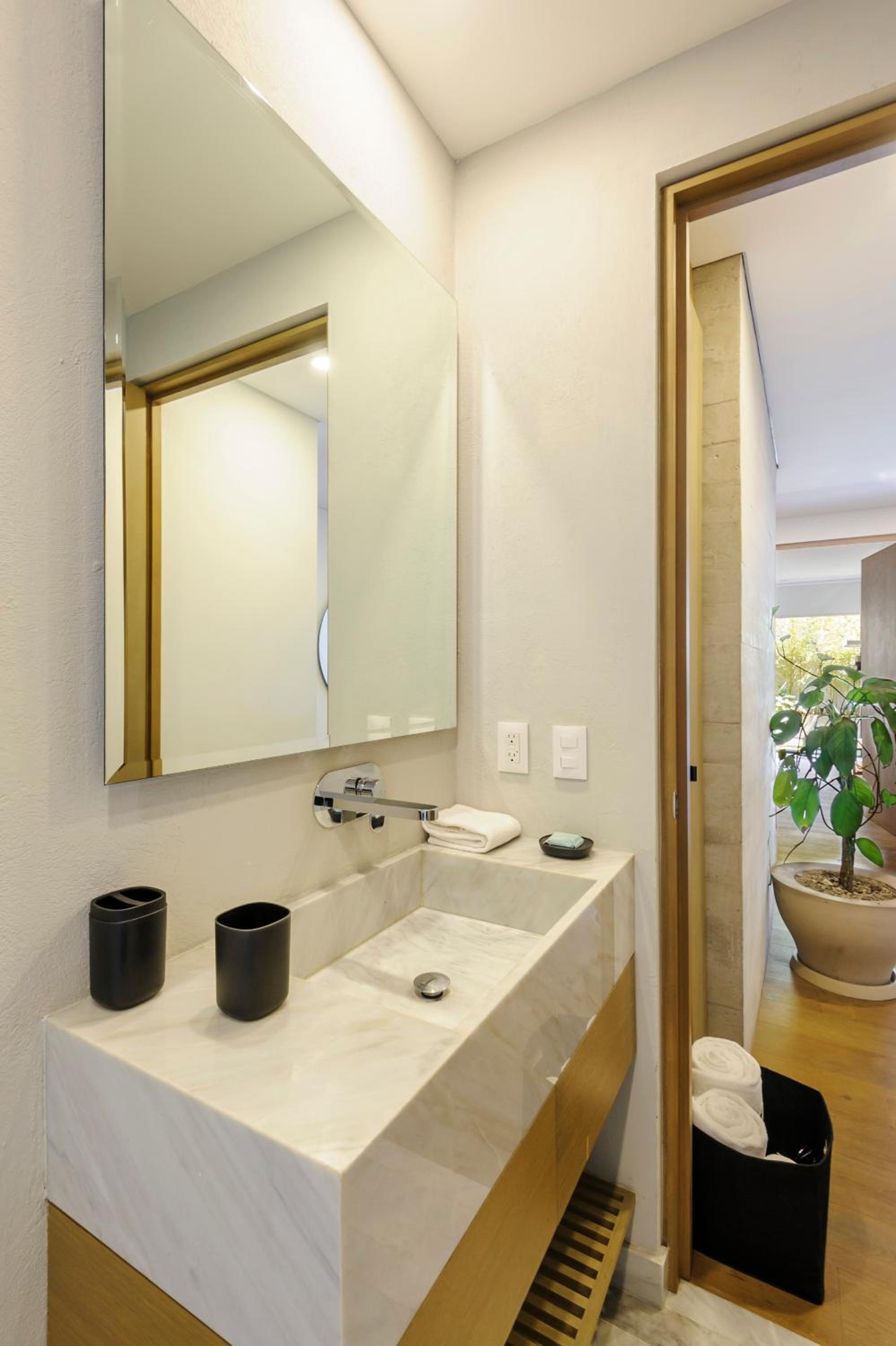 Harmonious 3BR with Private Terrace in Polanco