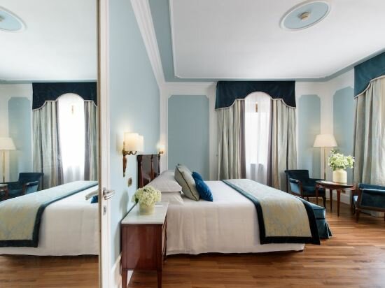 Superior Double/Twin Room