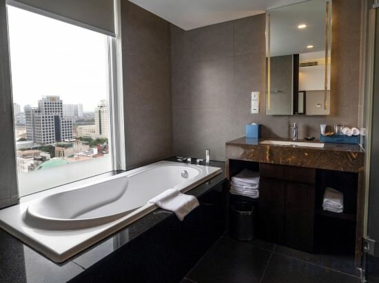 One Bedroom Executive King Apartment