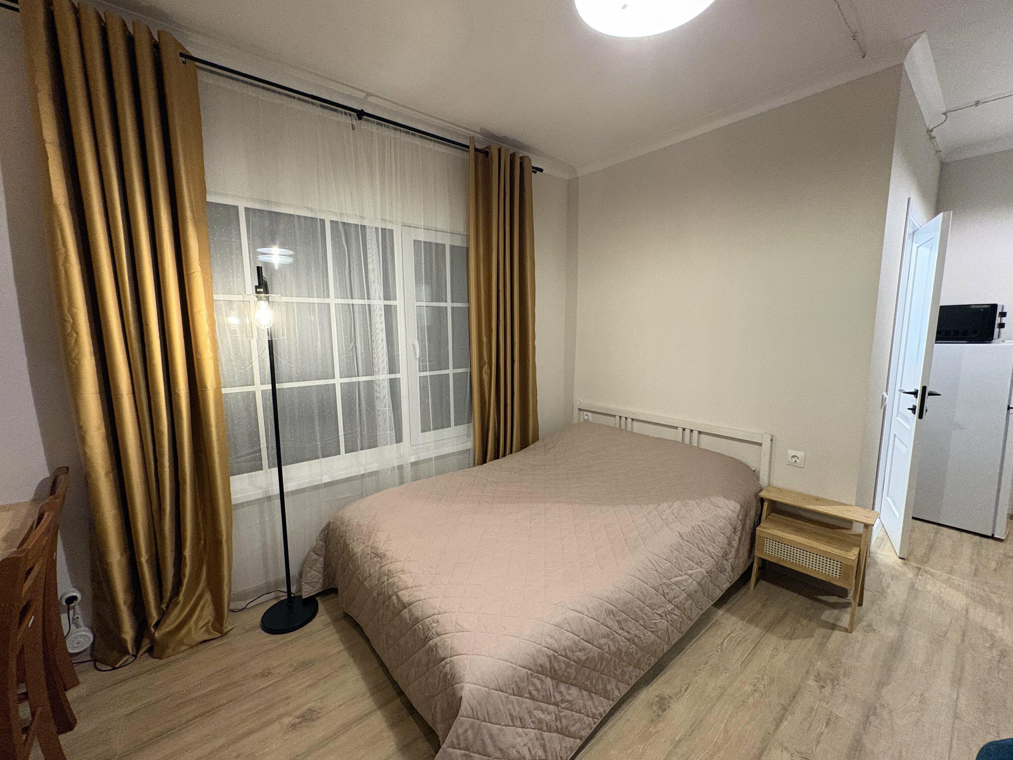 Студия-комфорт в загородном доме с видом на лес