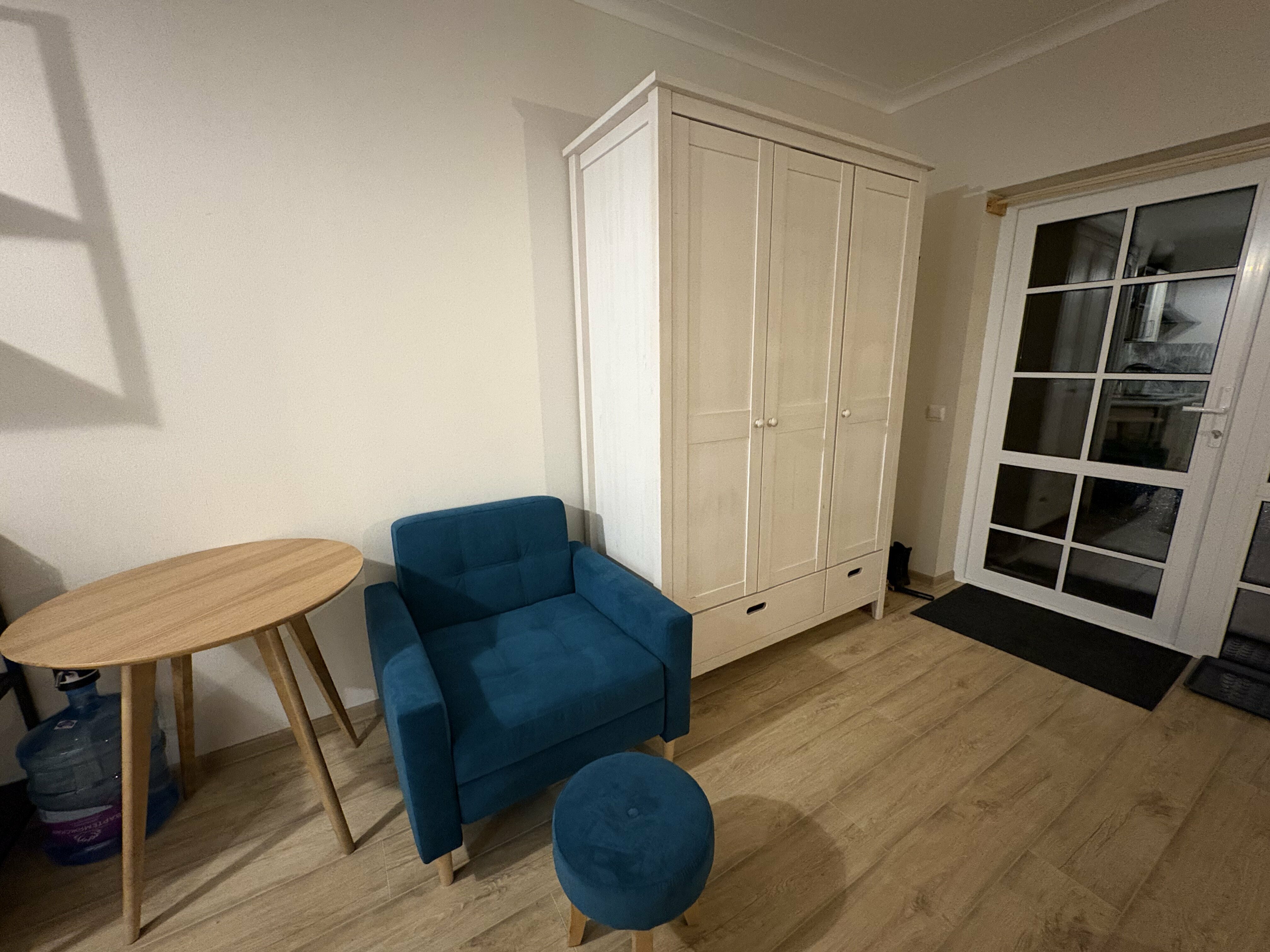 Студия-комфорт в загородном доме с видом на лес