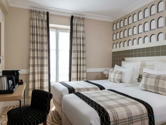 Connecting Quadruple Room