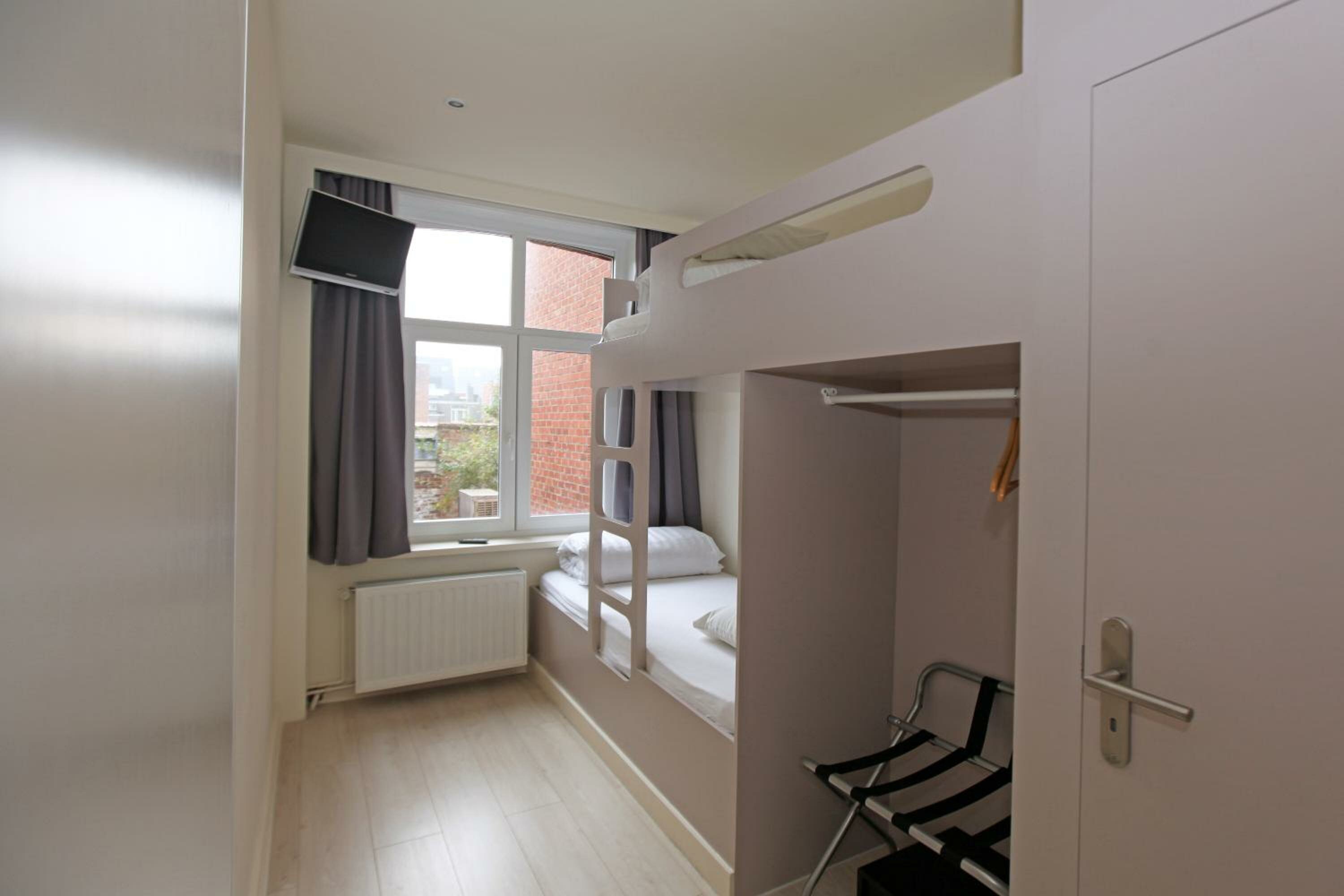 Family suite with bunk beds