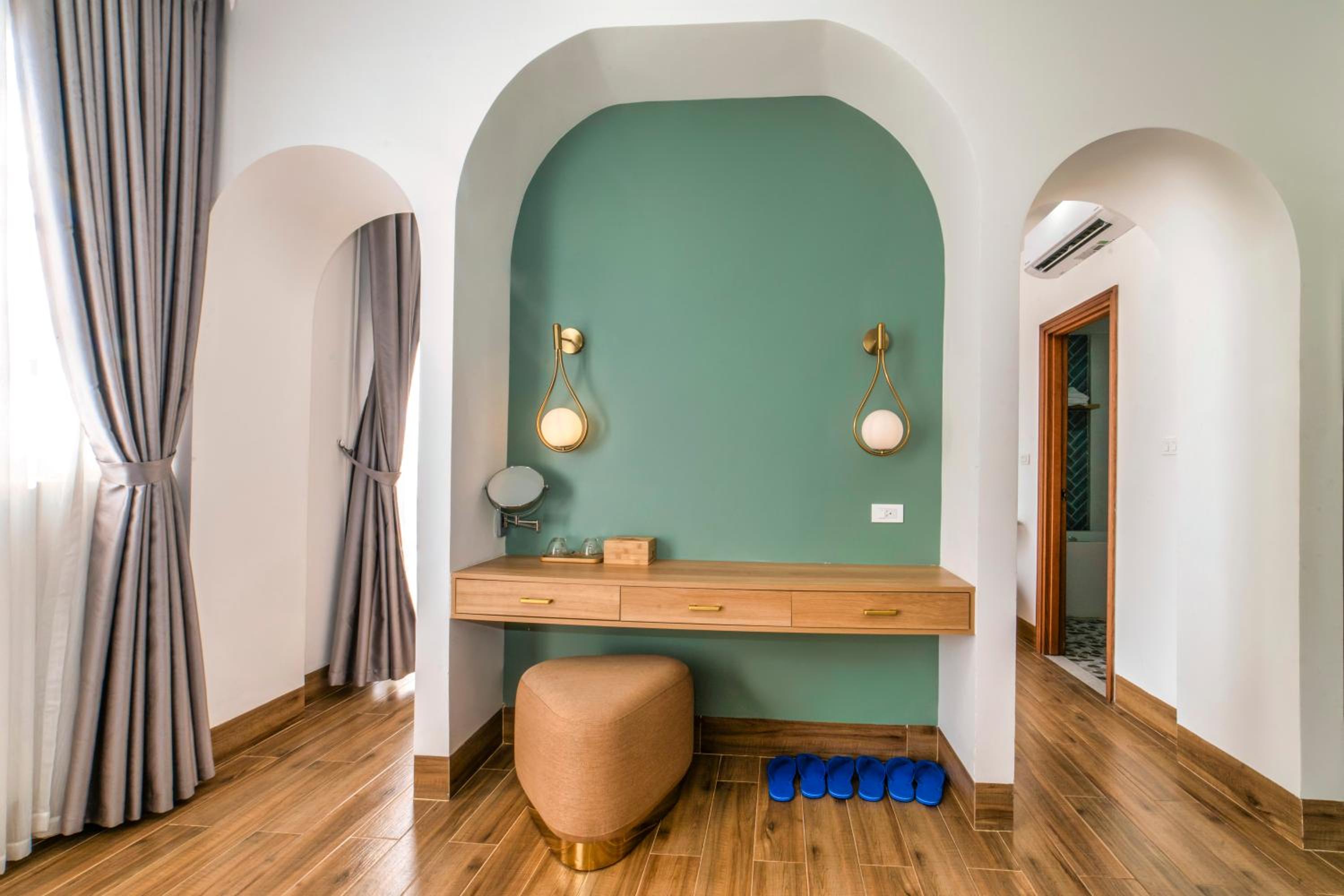 Family Room with Sea View