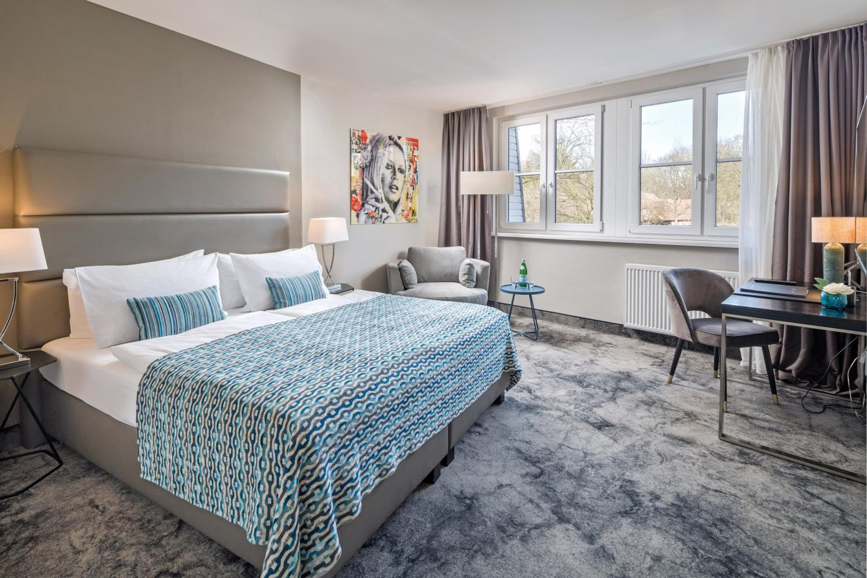 Deluxe Double or Twin Room