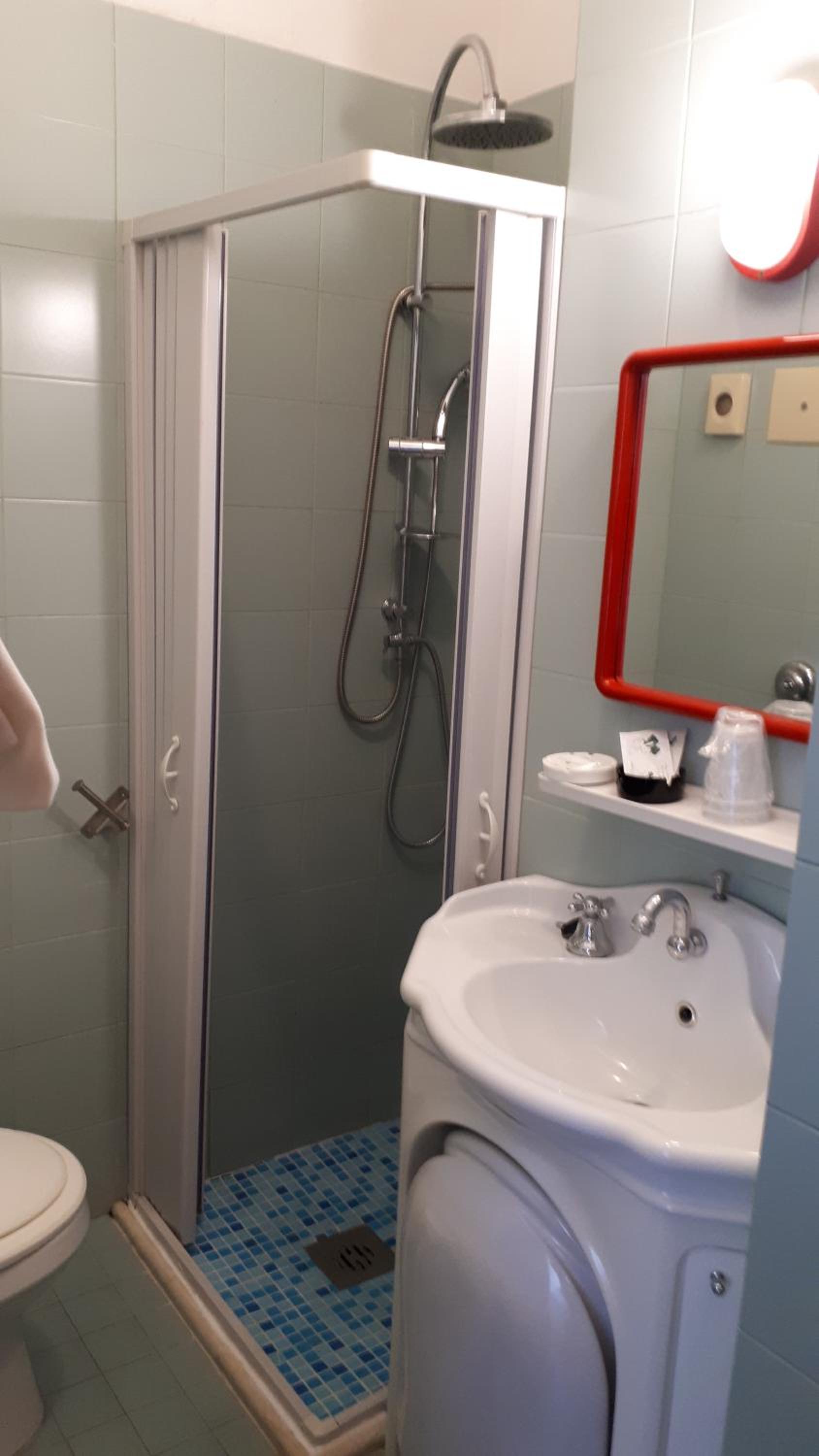 Quadruple Room with Bathroom