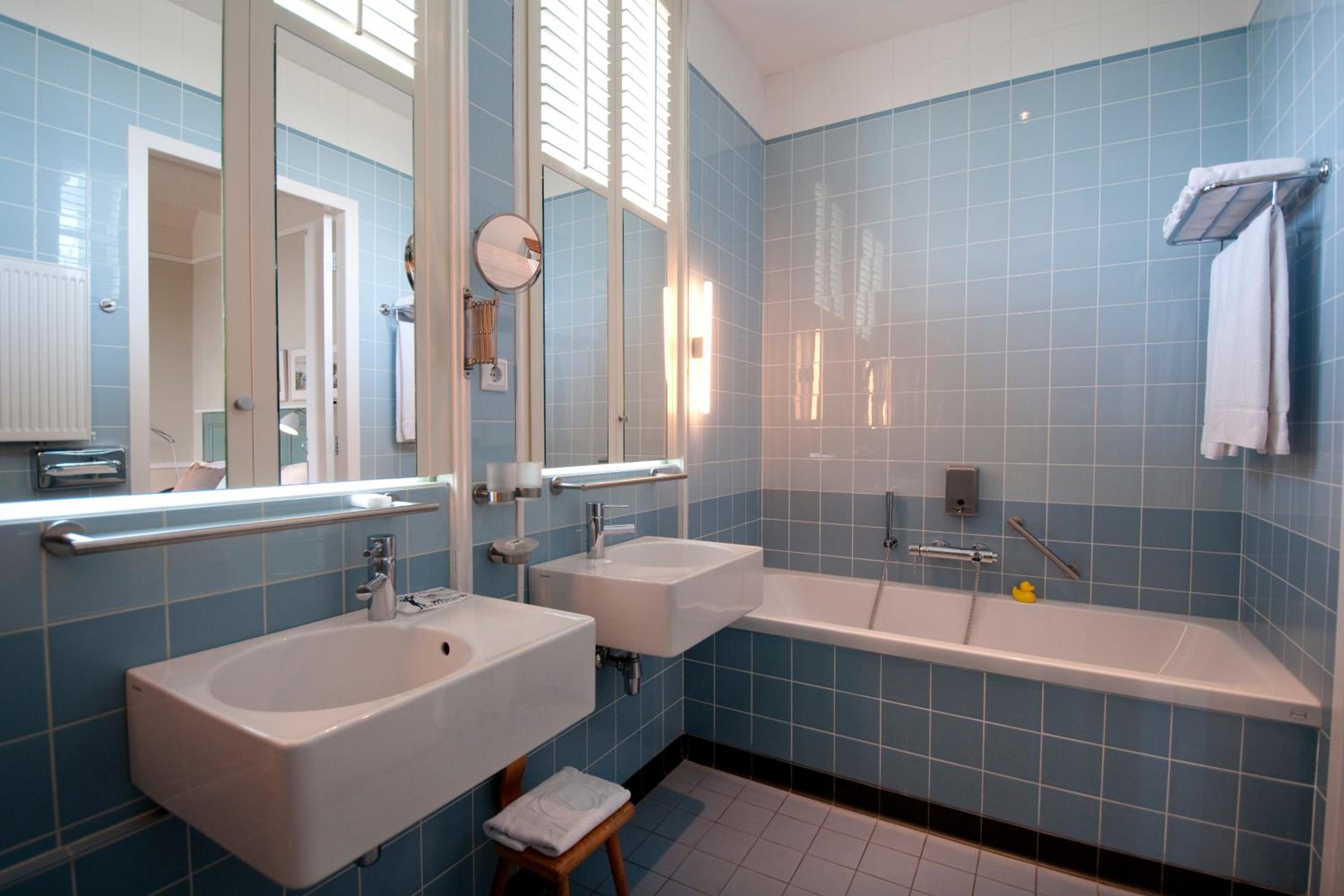 Double Room with Bath - Tower