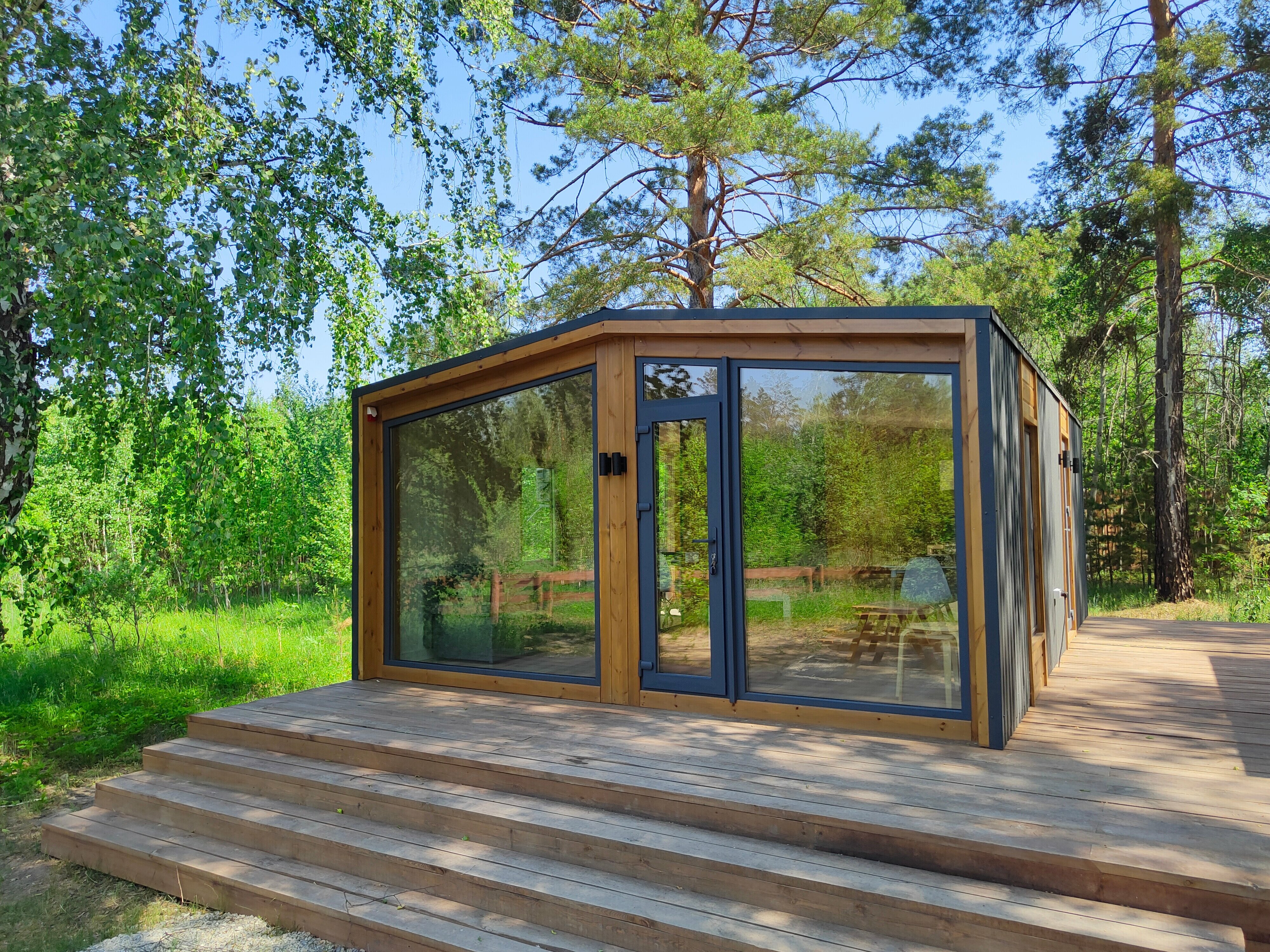 Дом с видом на лес