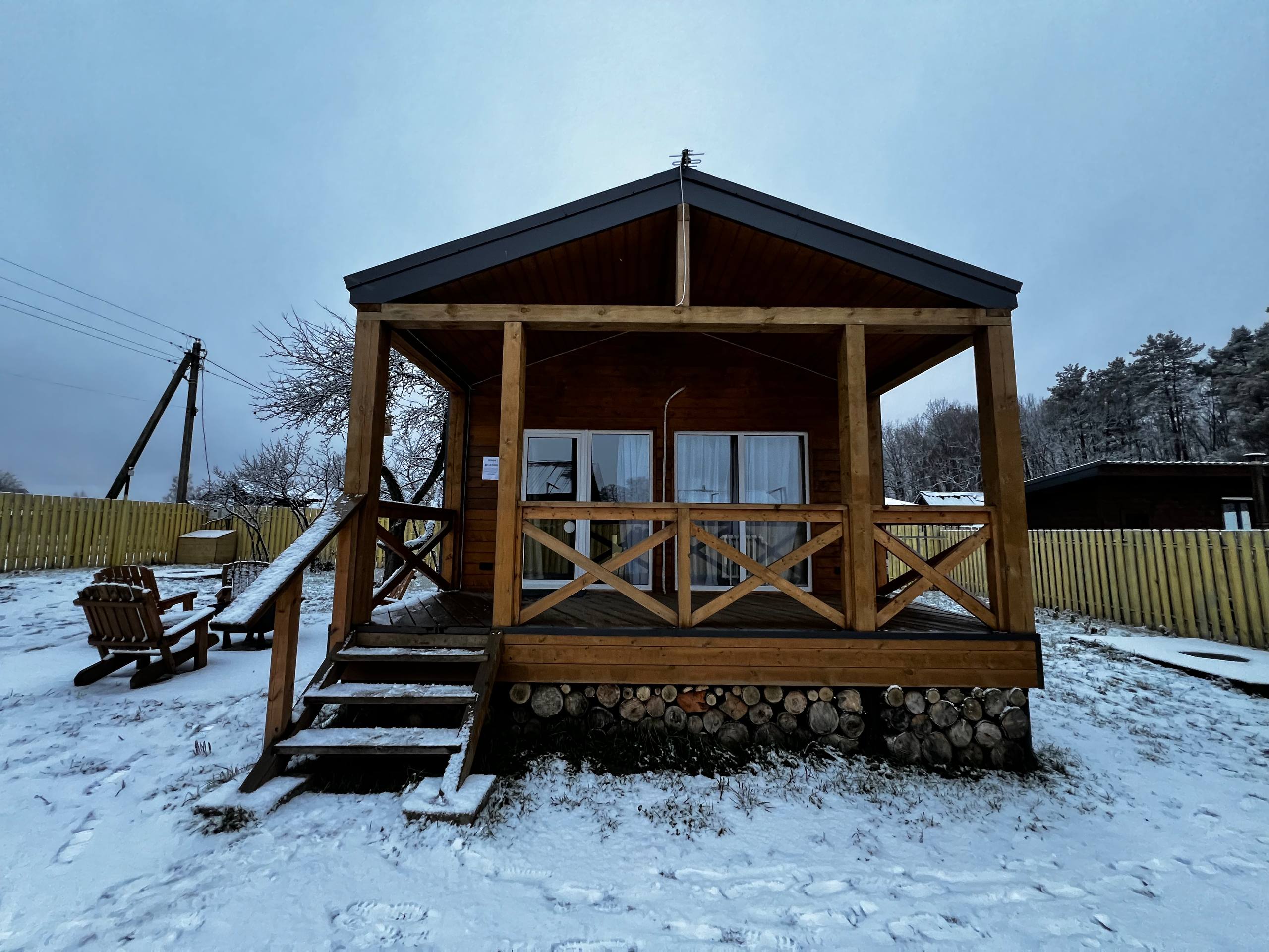 Панорамный дом с баней на дровах и сибирским чаном (стоимость указана за дом)