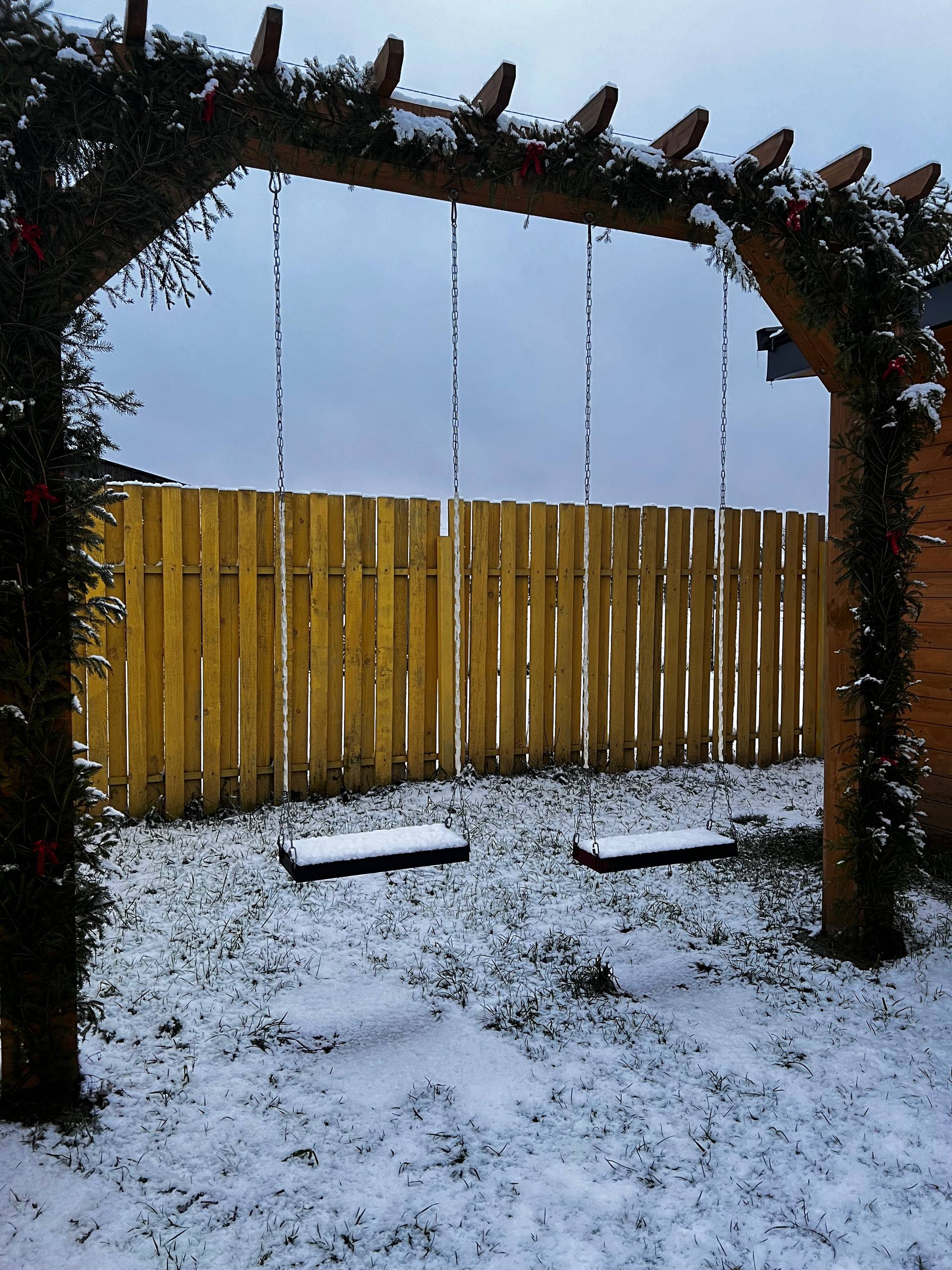 Панорамный дом с баней на дровах и сибирским чаном (стоимость указана за дом)