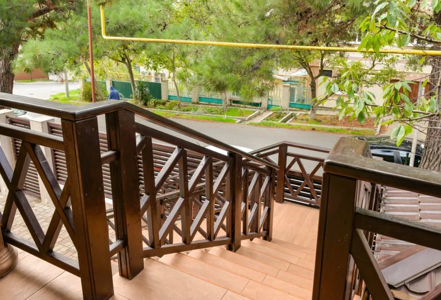 Трехместный номер с балконом