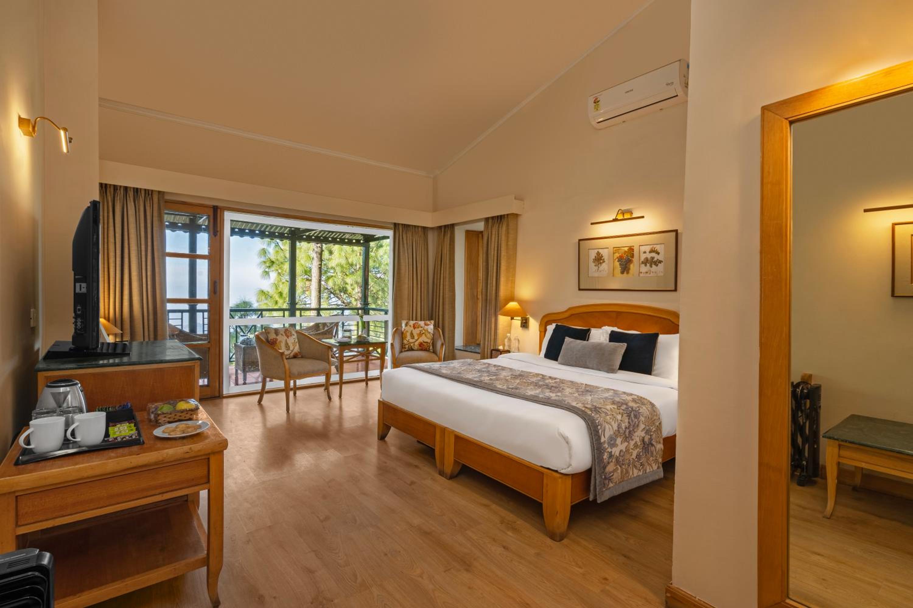 Superior Cottage with Valley View