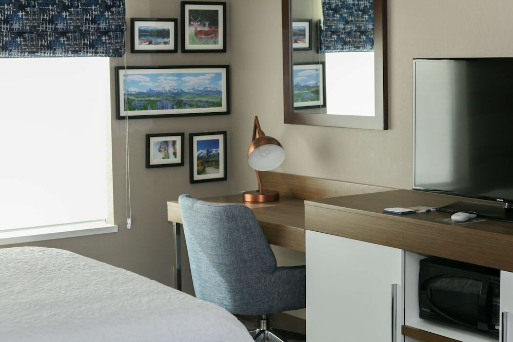 Room, 2 Queen Beds, Accessible, Bathtub